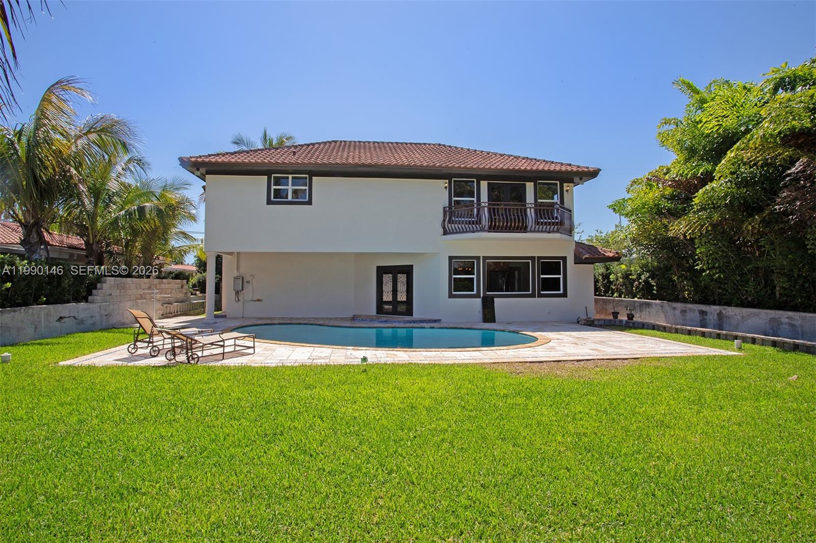 545 S Shore Dr, Miami Beach FL 33141