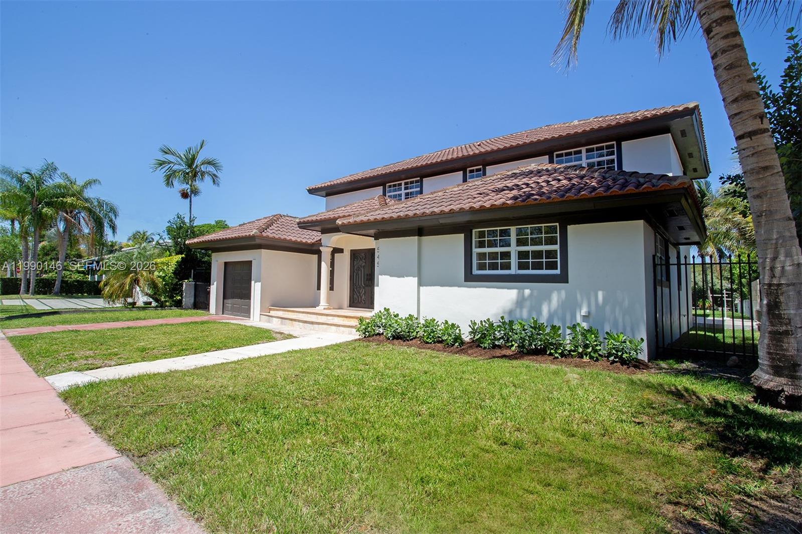 545 S Shore Dr, Miami Beach FL 33141