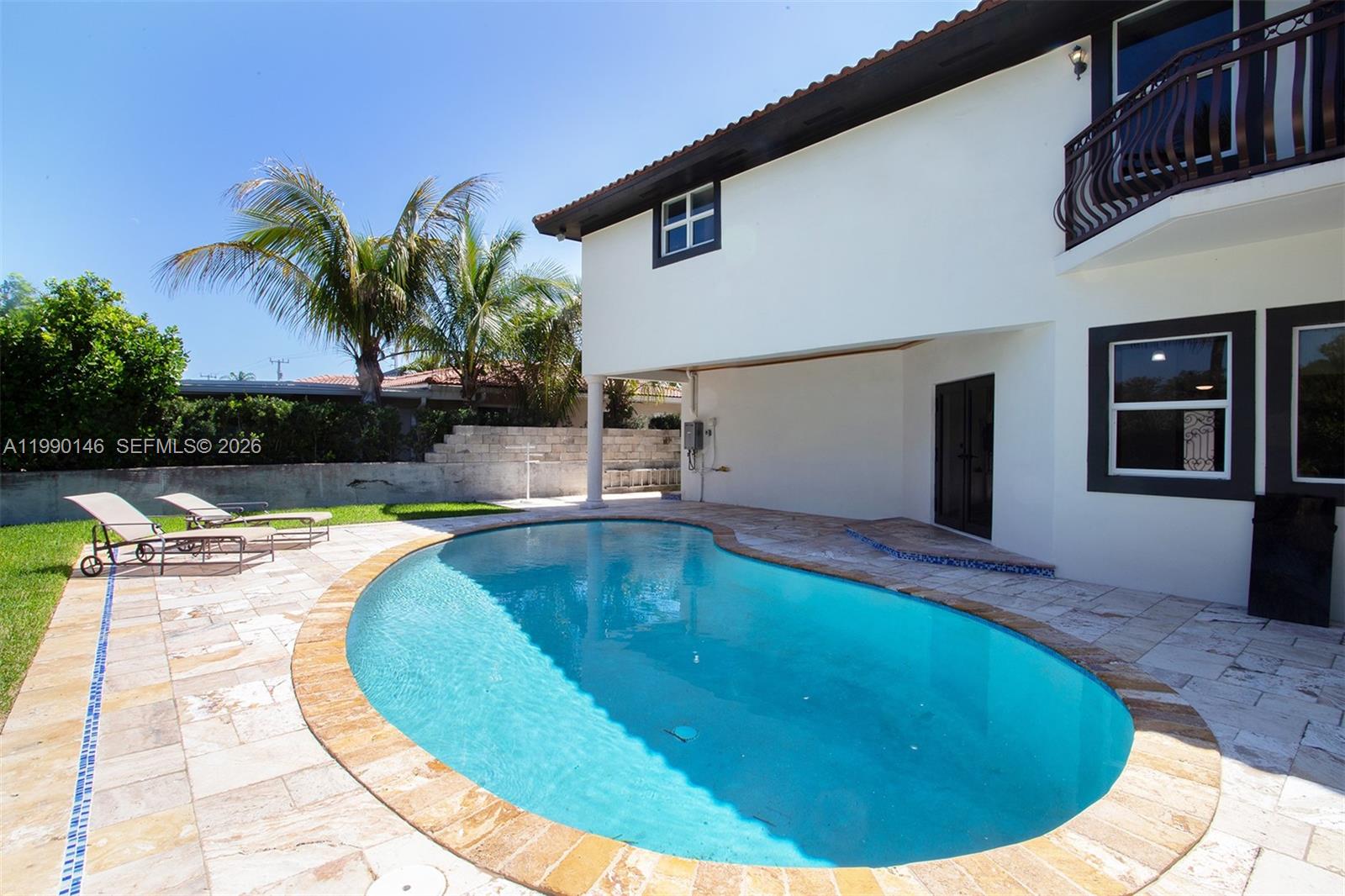 545 S Shore Dr, Miami Beach FL 33141
