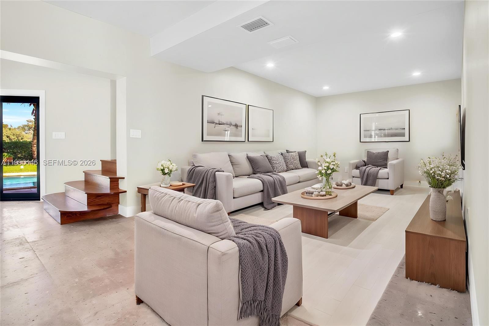 545 S Shore Dr, Miami Beach FL 33141