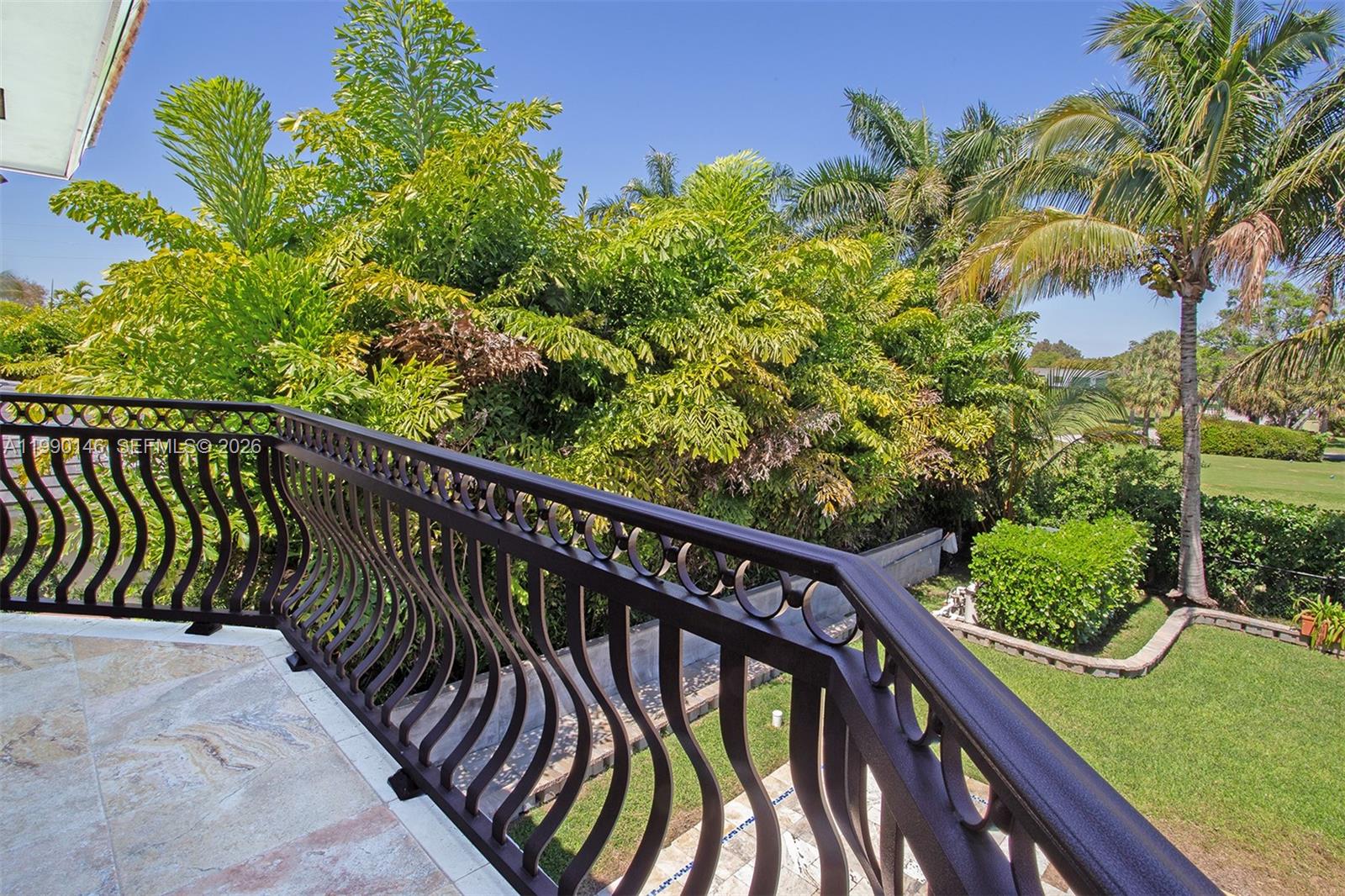 545 S Shore Dr, Miami Beach FL 33141