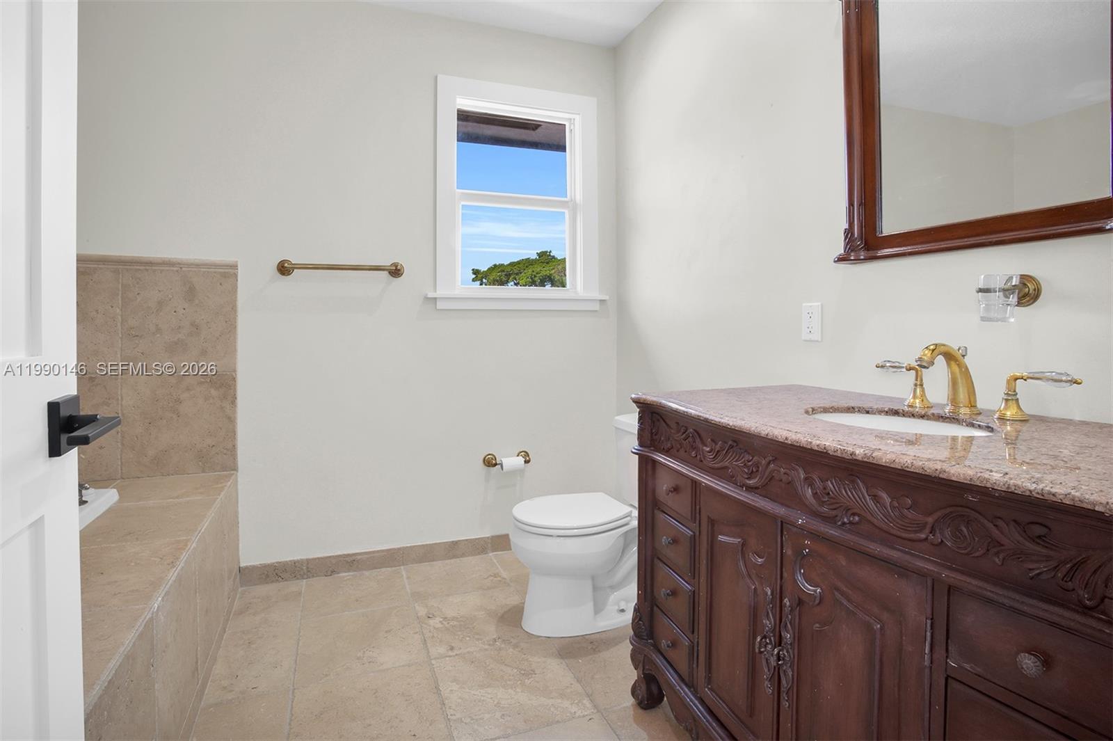 545 S Shore Dr, Miami Beach FL 33141