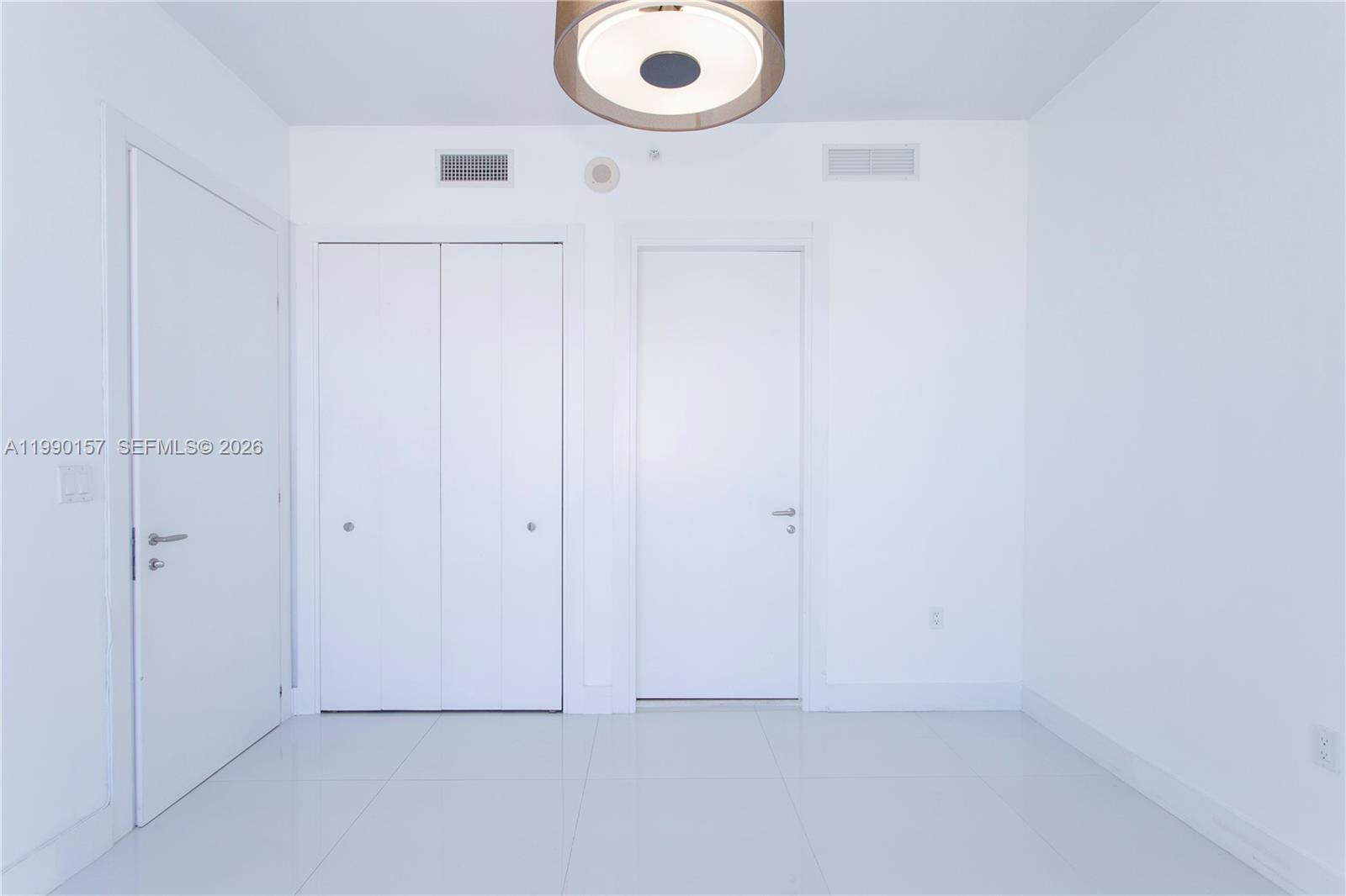 200 BISCAYNE BLVD WY #4512, Miami FL 33131