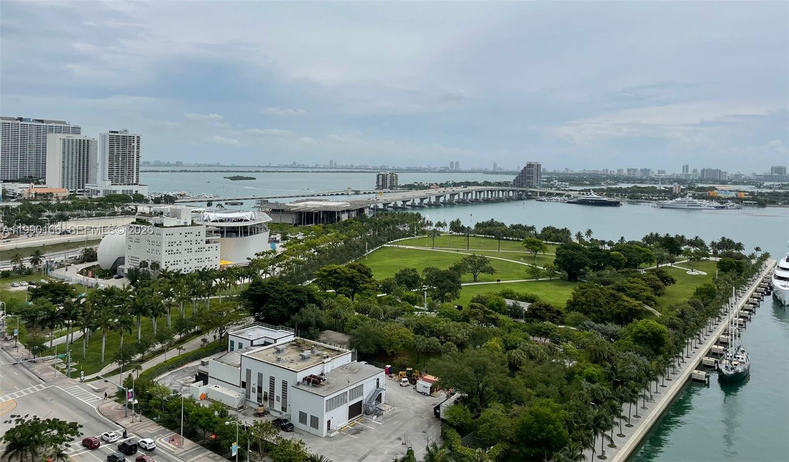 888 Biscayne Blvd #1810, Miami FL 33132