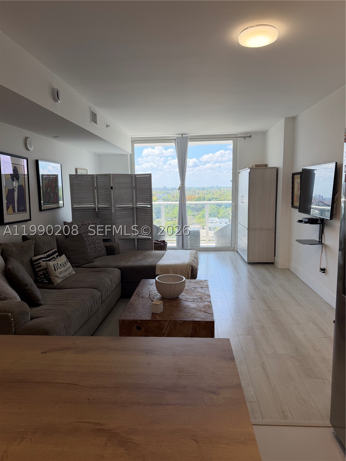 4250 NE Biscayne Blvd #1115, Miami FL 33137