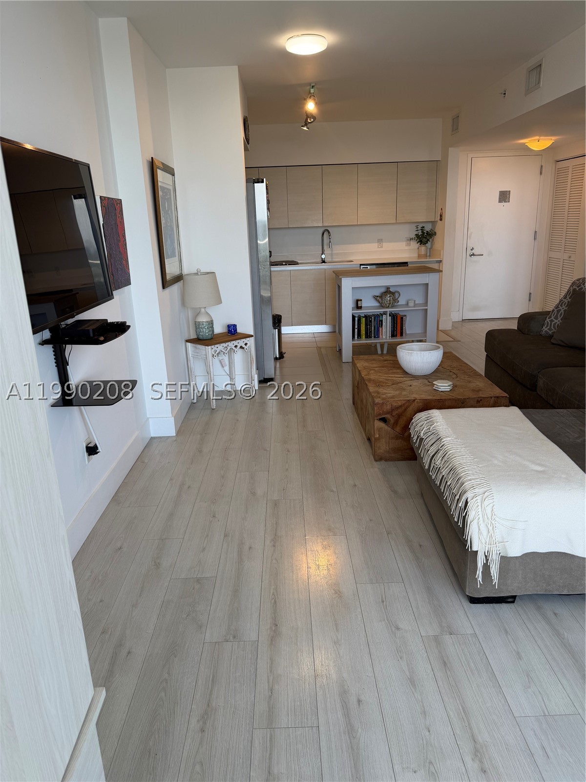 4250 NE Biscayne Blvd #1115, Miami FL 33137