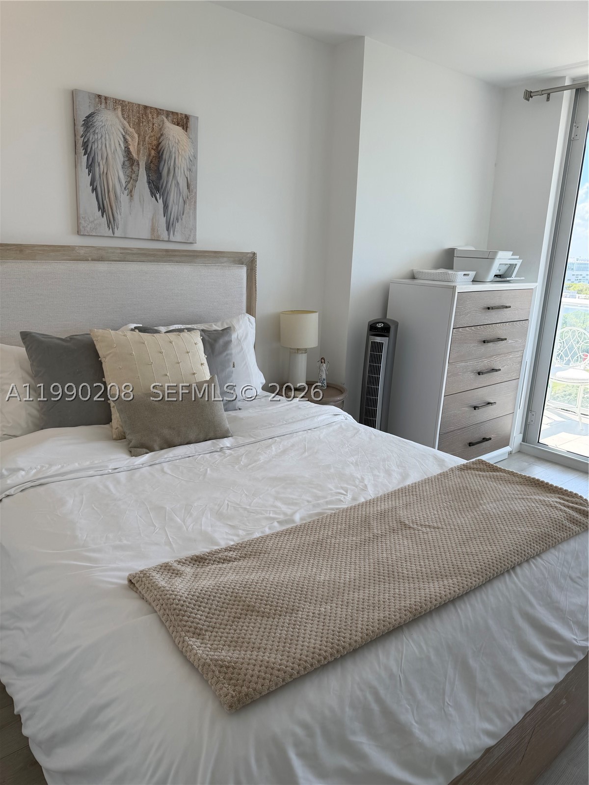 4250 NE Biscayne Blvd #1115, Miami FL 33137