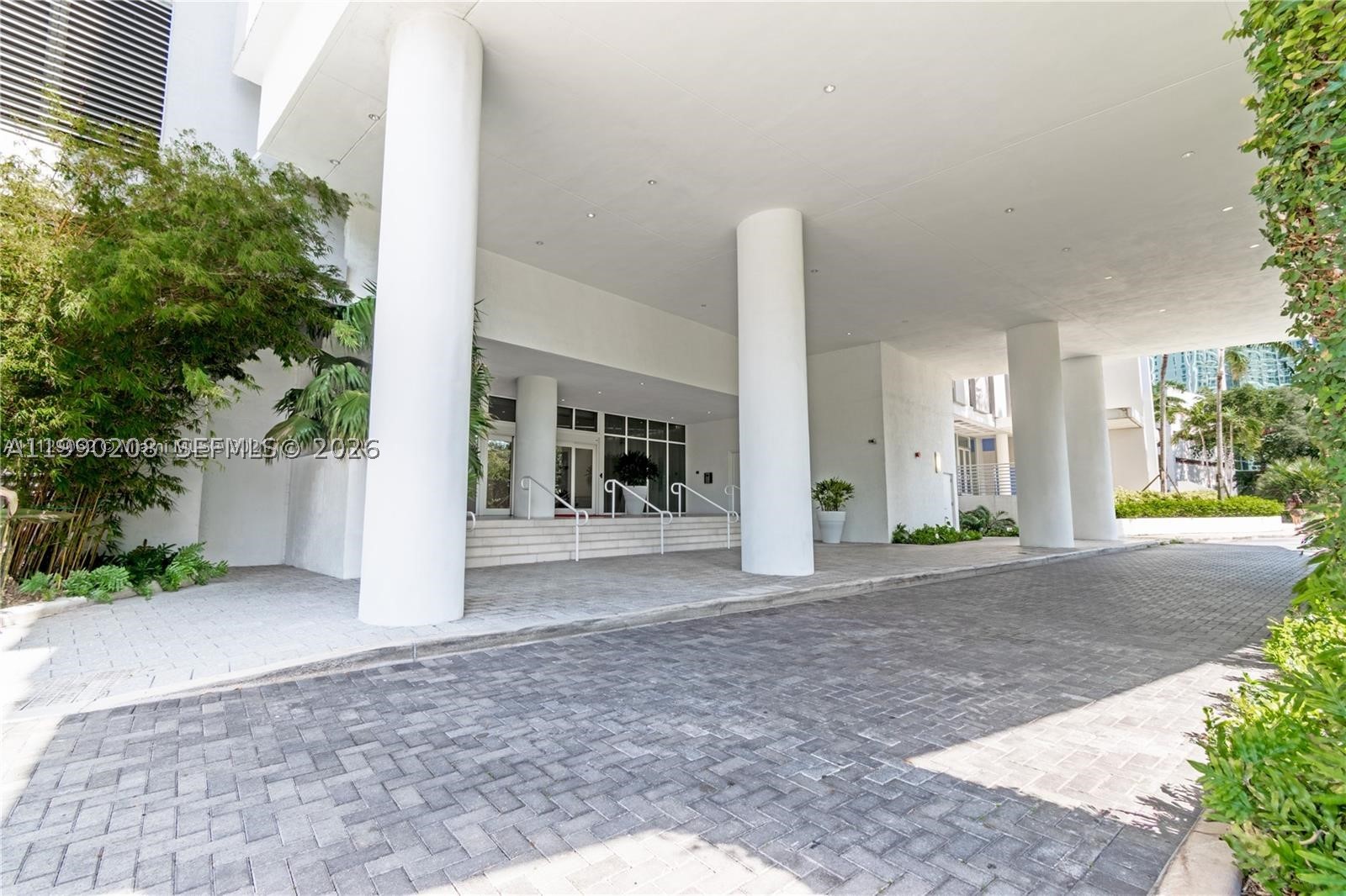 4250 NE Biscayne Blvd #1115, Miami FL 33137