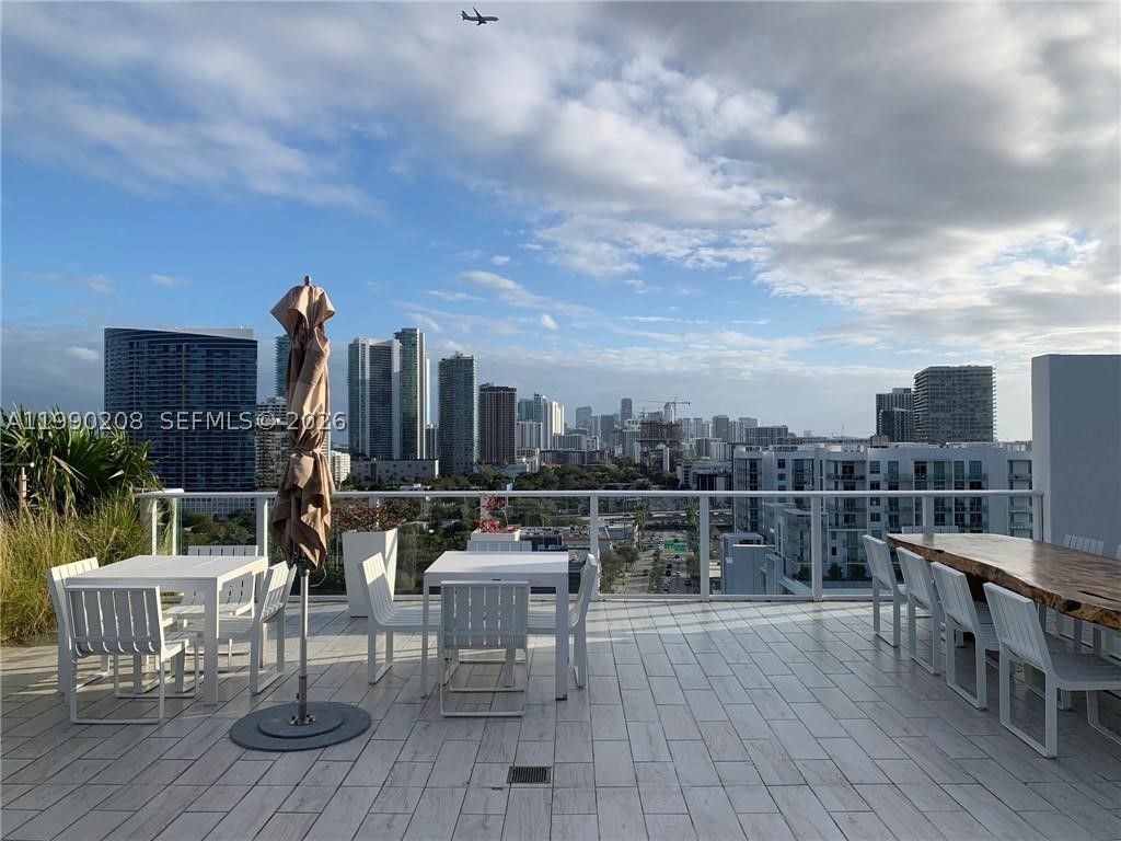 4250 NE Biscayne Blvd #1115, Miami FL 33137