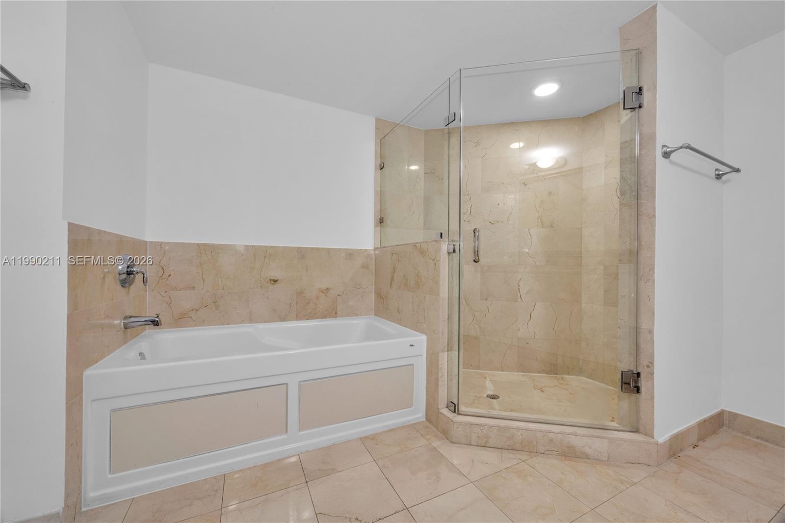 1800 N Bayshore Dr #1901, Miami FL 33132