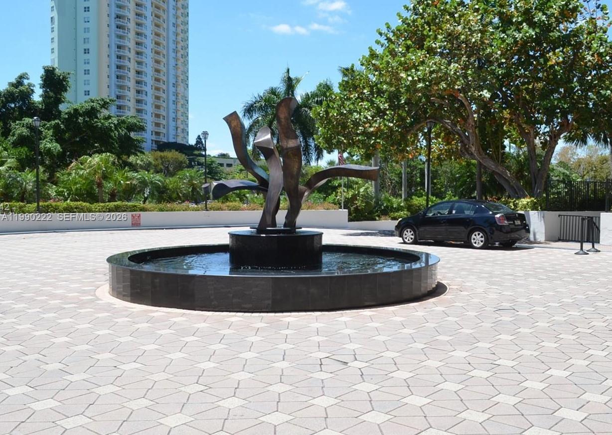 2333 Brickell Ave #2607, Miami FL 33129