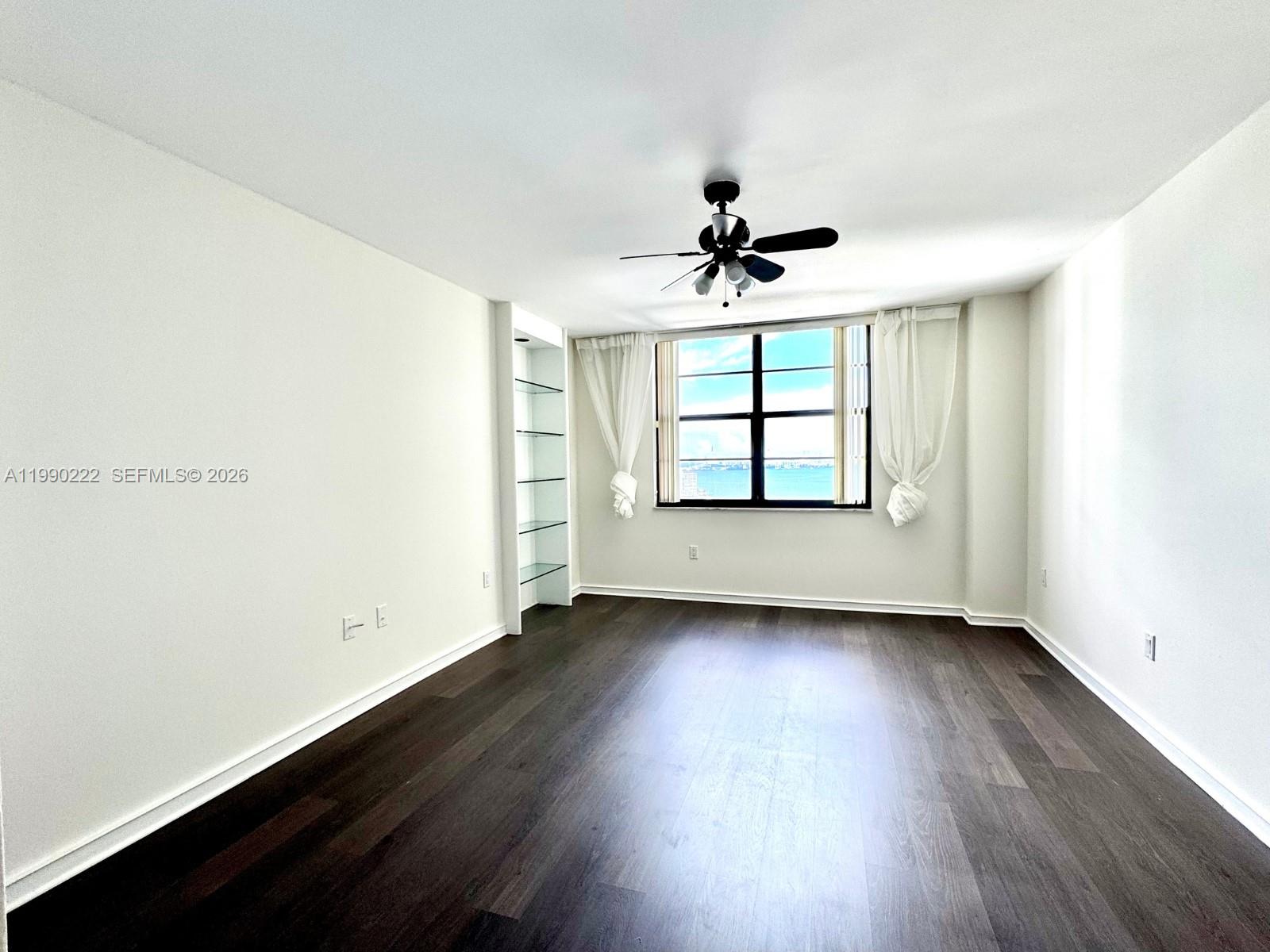 2333 Brickell Ave #2607, Miami FL 33129