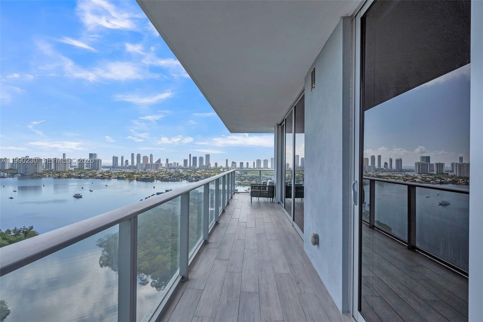 16385 Biscayne Blvd #2707, North Miami Beach FL 33160