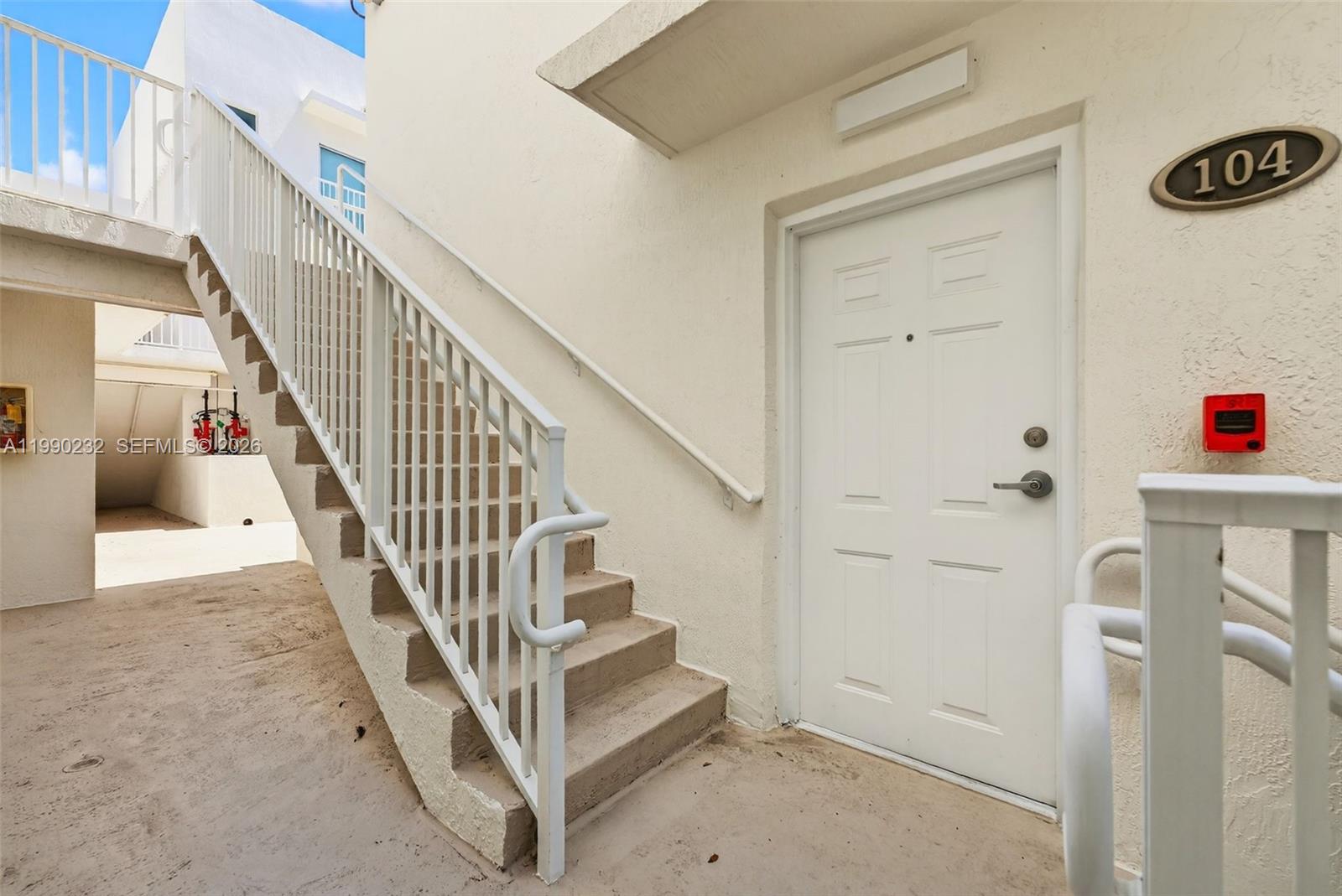 630 85th St #104, Miami Beach FL 33141