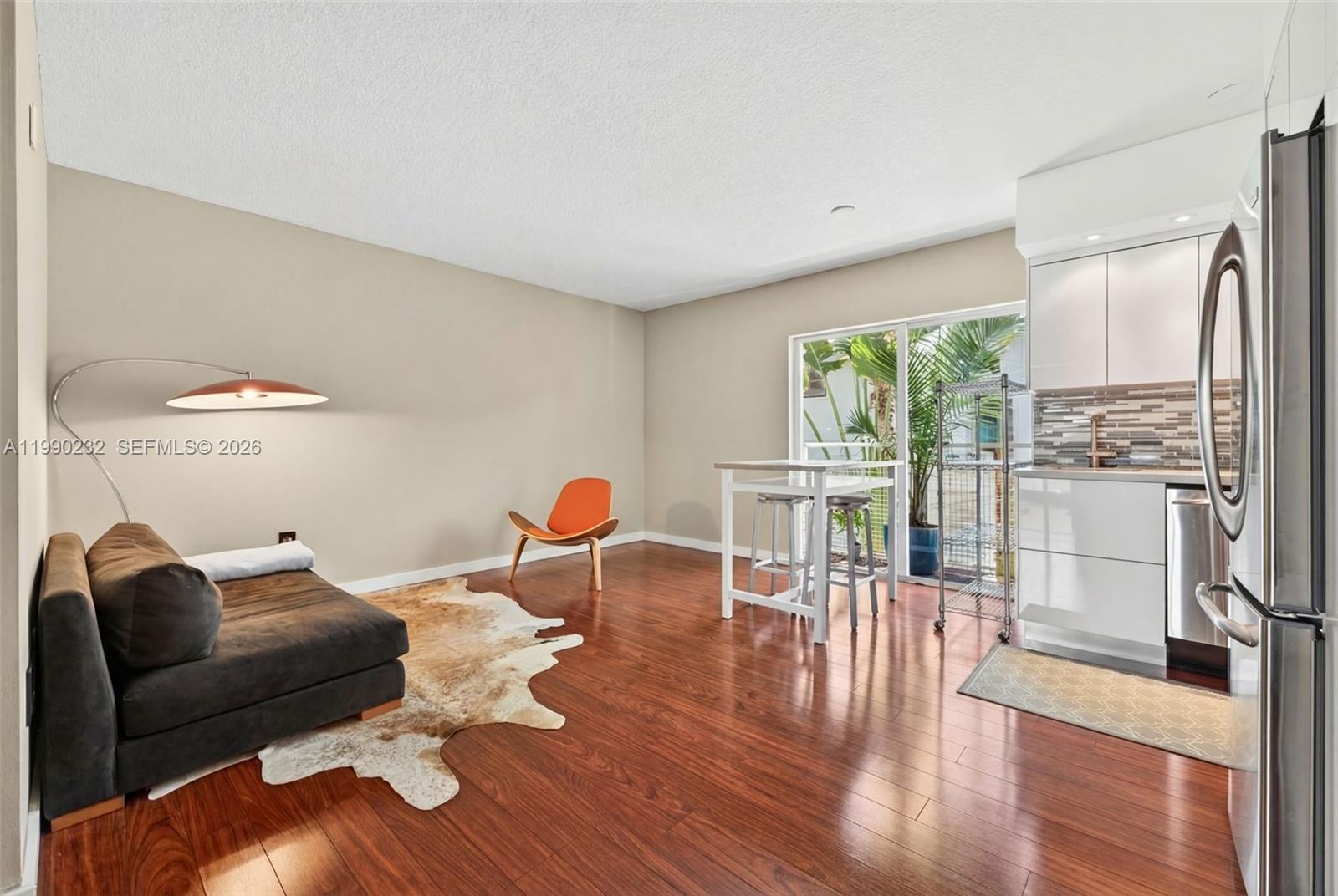 630 85th St #104, Miami Beach FL 33141