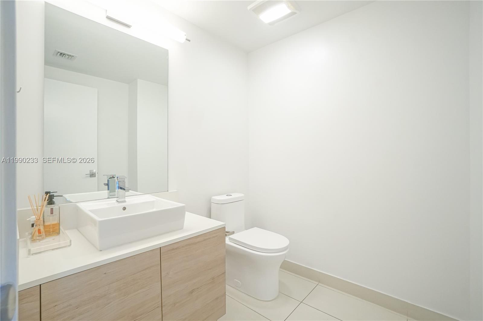 10201 E BAY HARBOUR #601, Bay Harbor Islands FL 33154