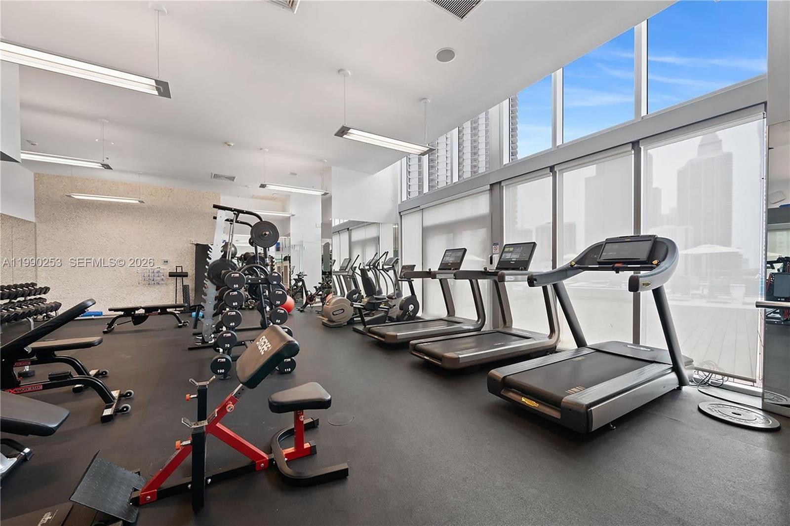 92 SW 3rd St #2802, Miami FL 33130