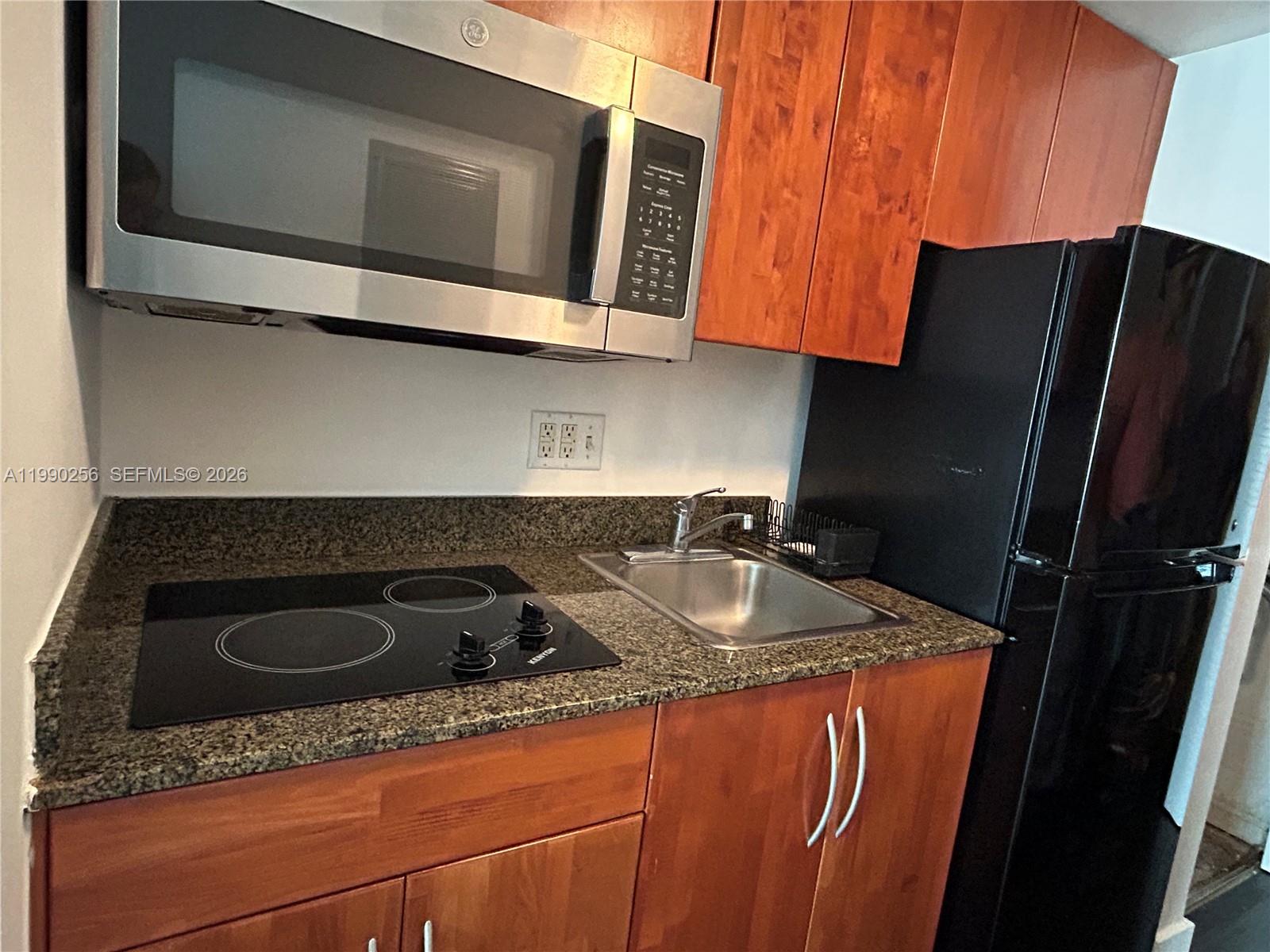1200 Brickell Bay Dr #3610, Miami FL 33131
