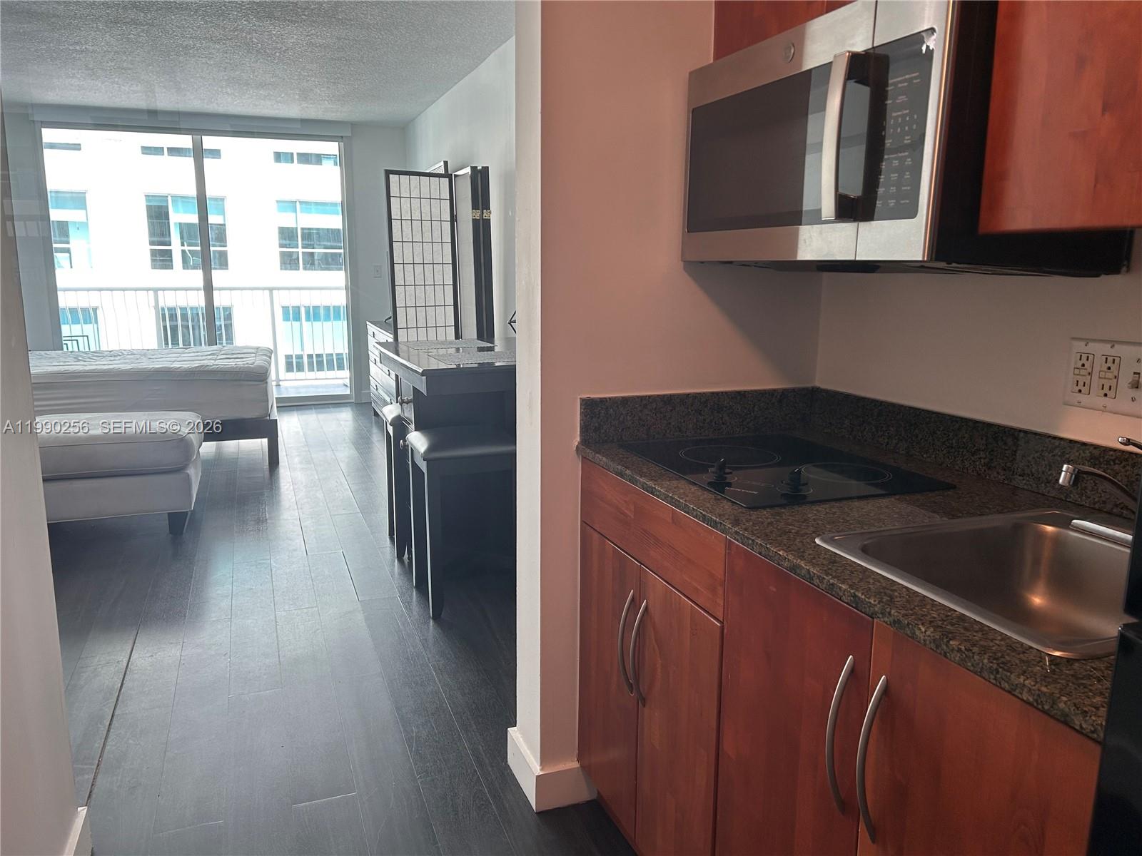 1200 Brickell Bay Dr #3610, Miami FL 33131