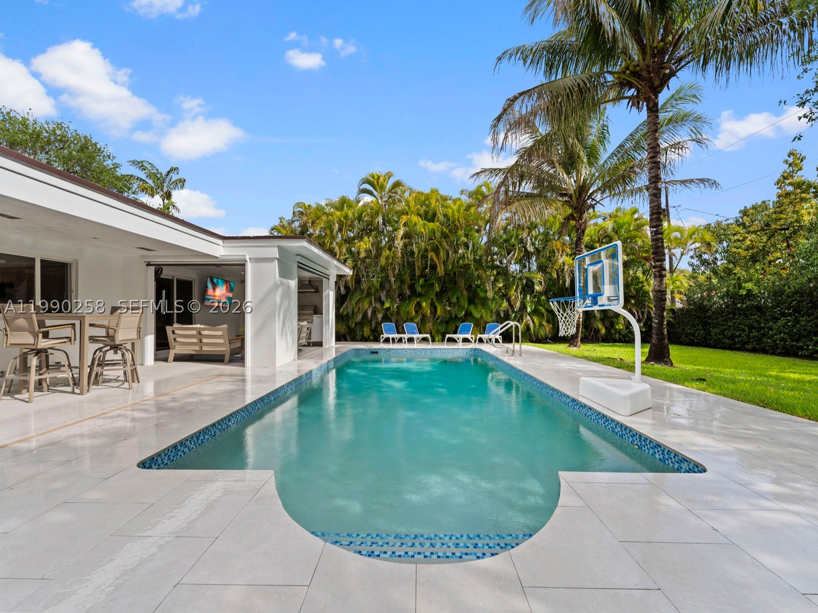 14525 SW 84th Ave, Palmetto Bay FL 33158