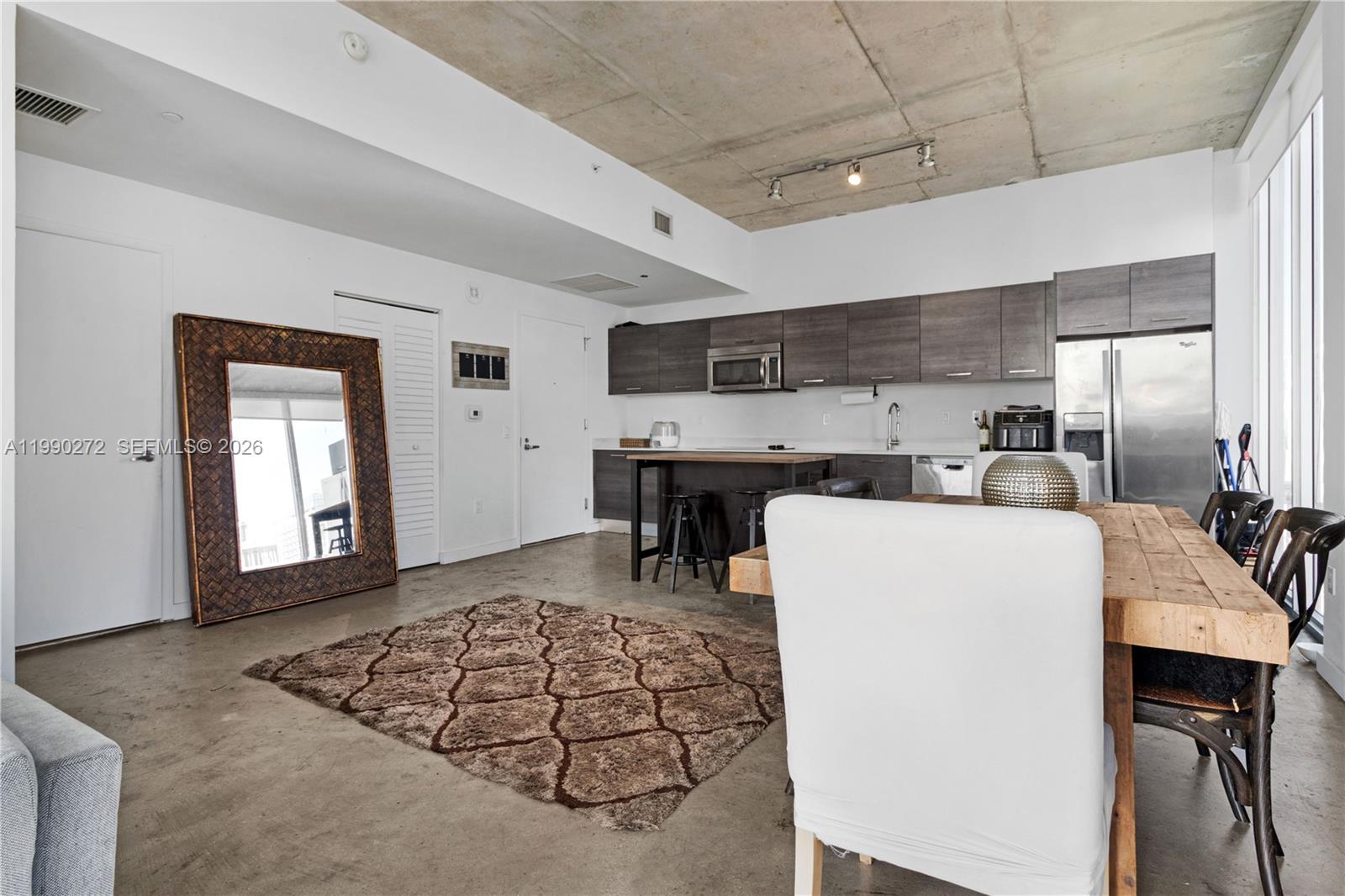 151 SE 1st St #2802, Miami FL 33131