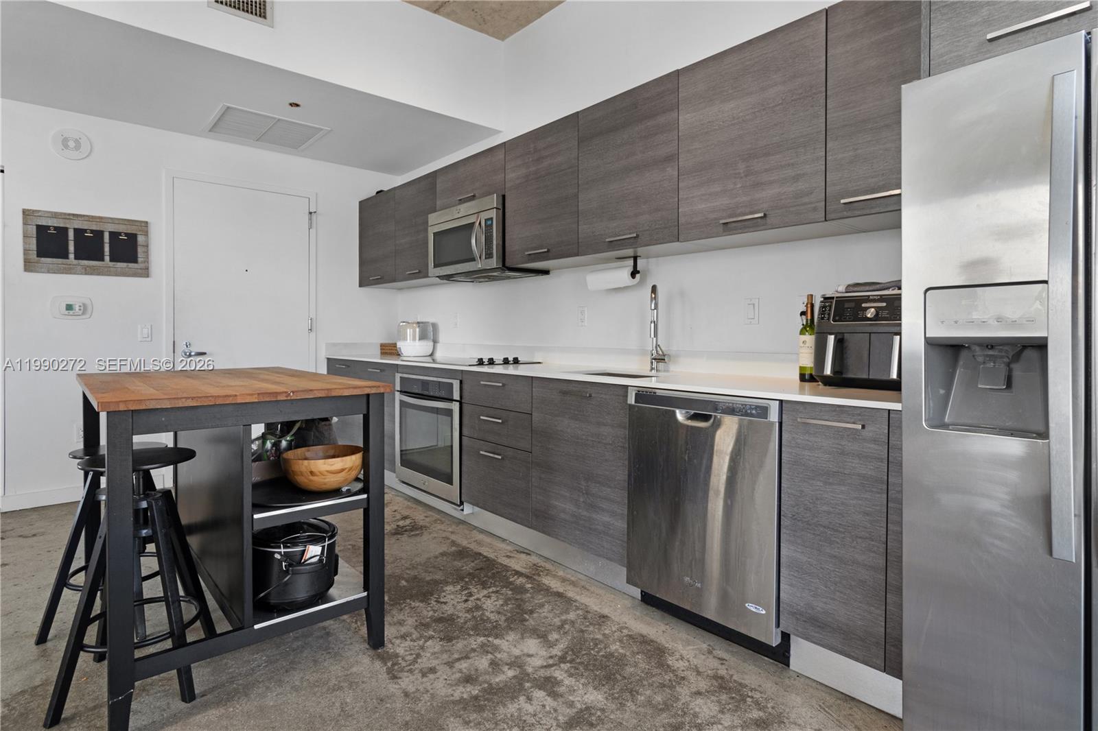 151 SE 1st St #2802, Miami FL 33131