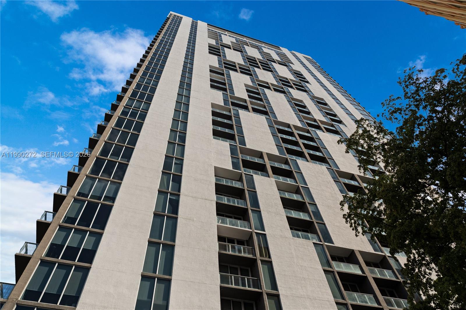 151 SE 1st St #2802, Miami FL 33131