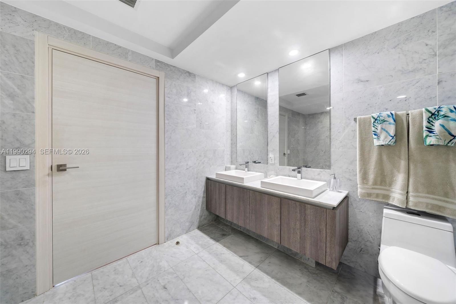 801 S Miami Ave #3504, Miami FL 33130