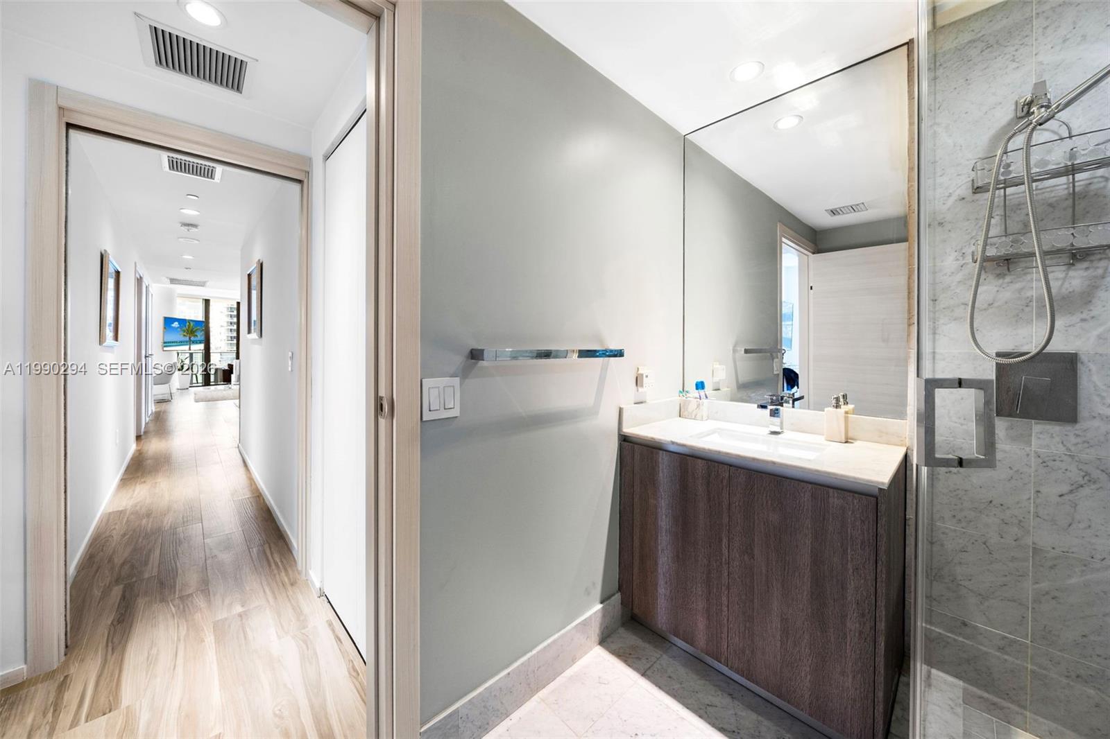 801 S Miami Ave #3504, Miami FL 33130