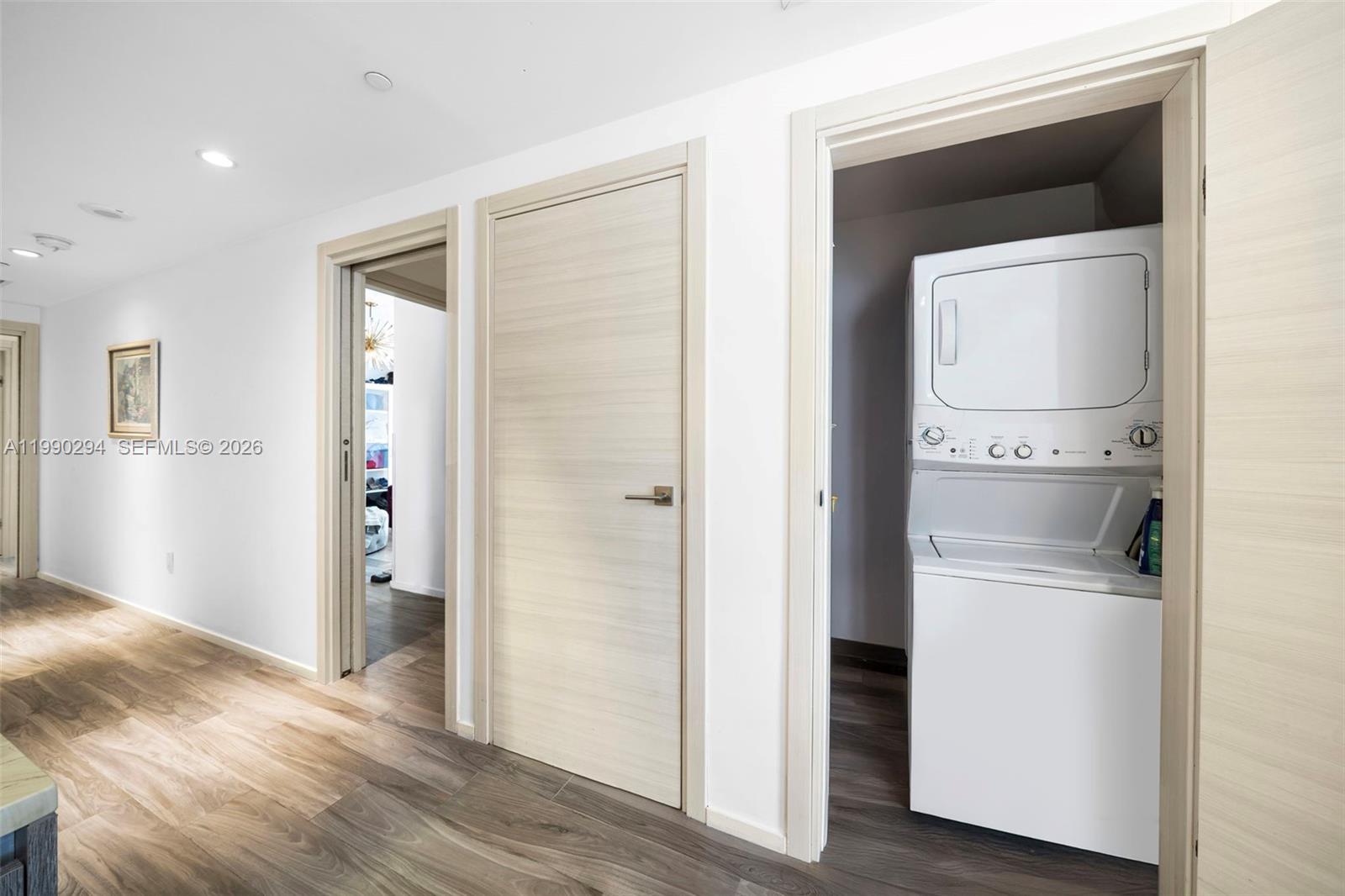 801 S Miami Ave #3504, Miami FL 33130