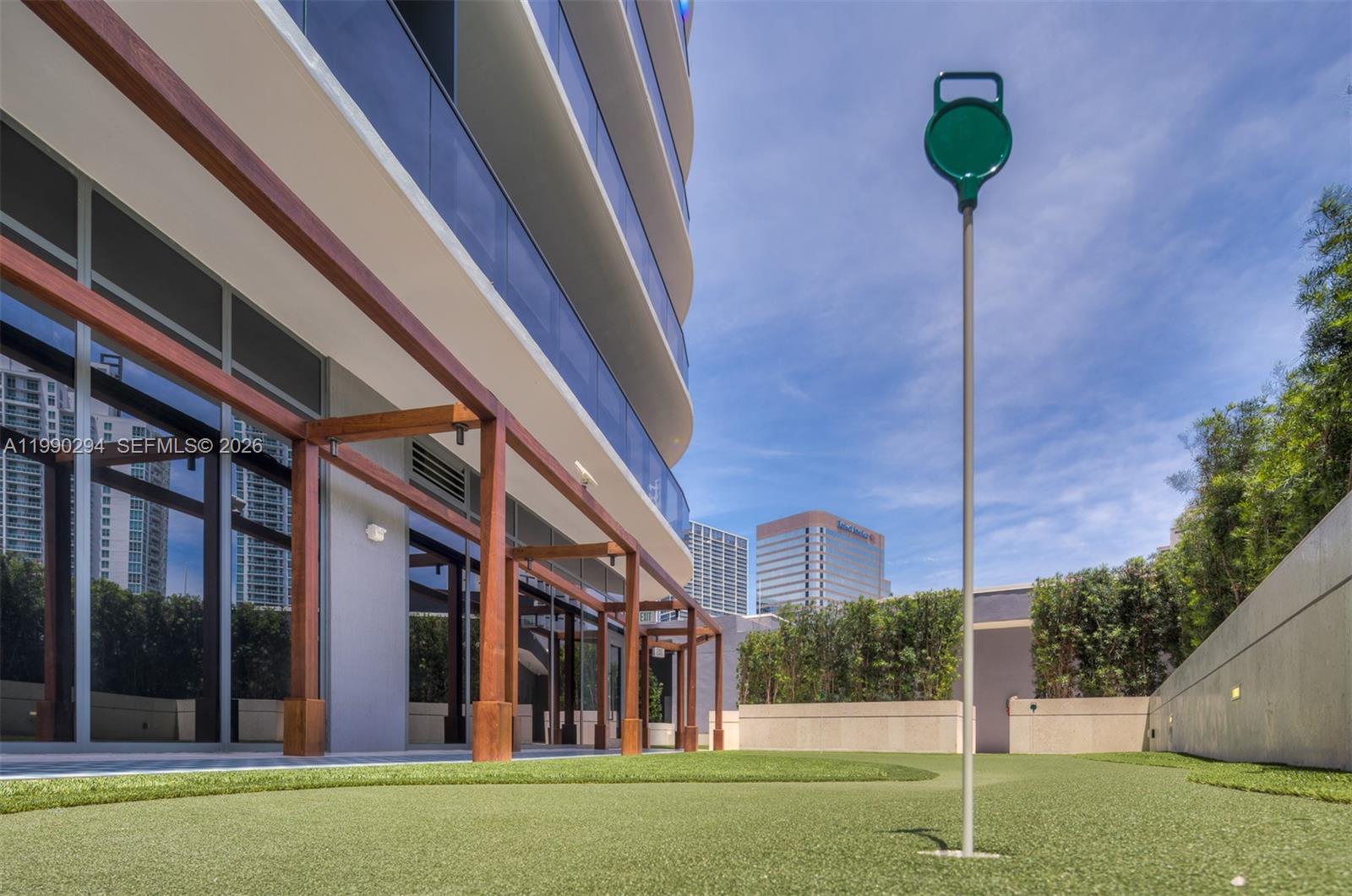 801 S Miami Ave #3504, Miami FL 33130