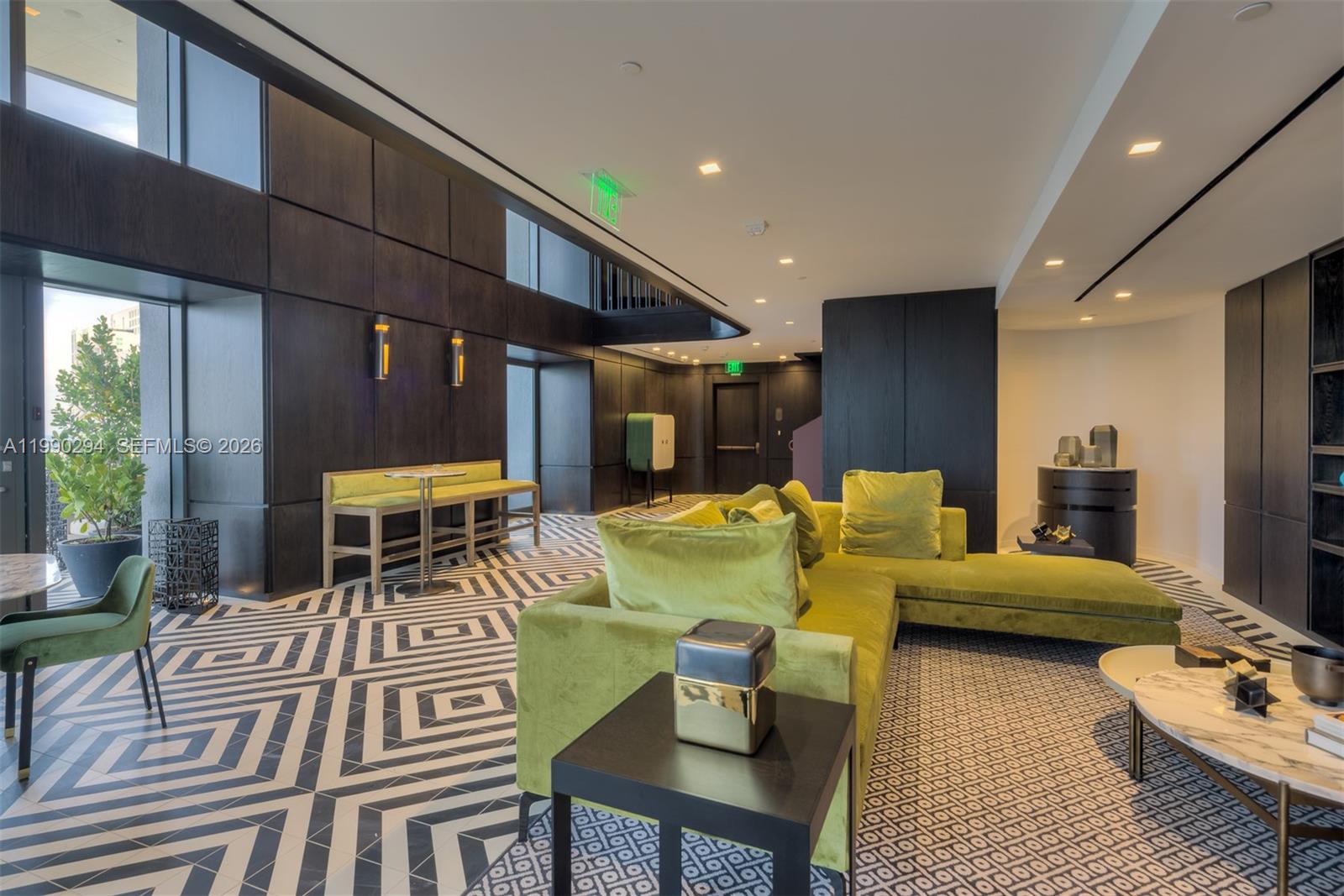 801 S Miami Ave #3504, Miami FL 33130