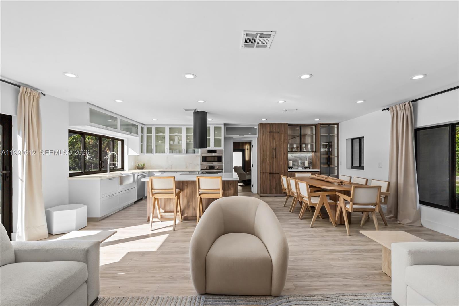 116 W 1st Ct, Miami Beach FL 33139