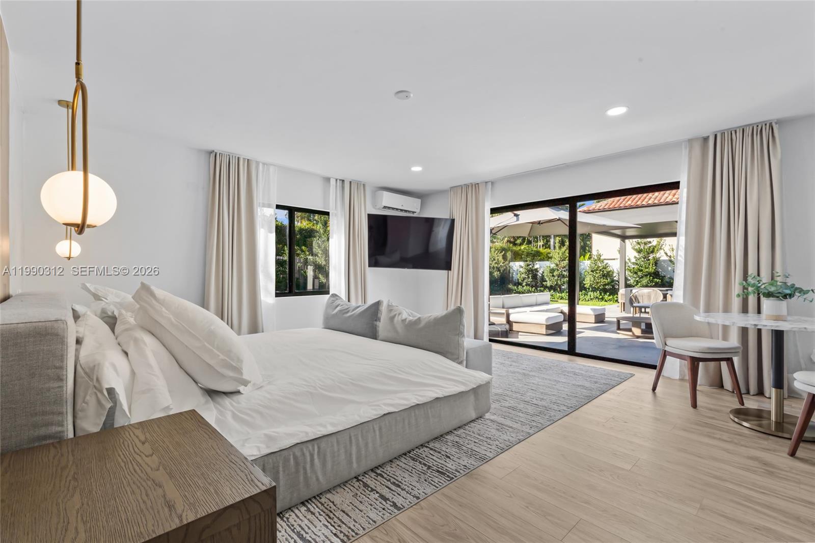 116 W 1st Ct, Miami Beach FL 33139