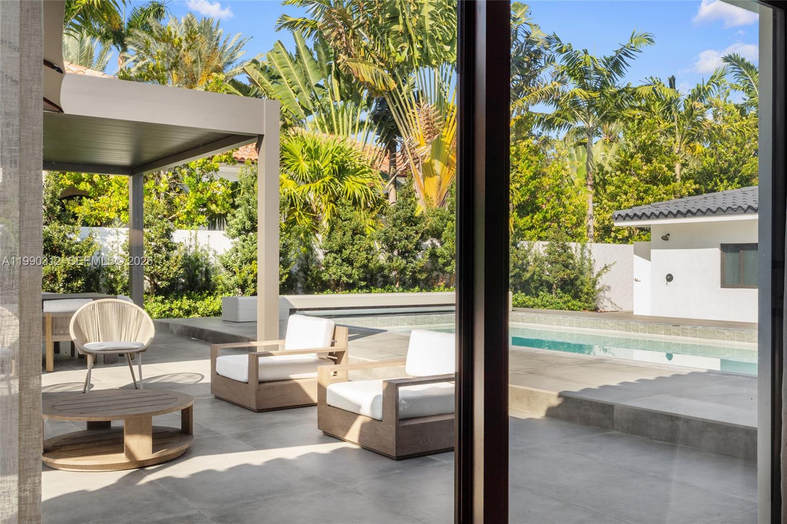 116 W 1st Ct, Miami Beach FL 33139