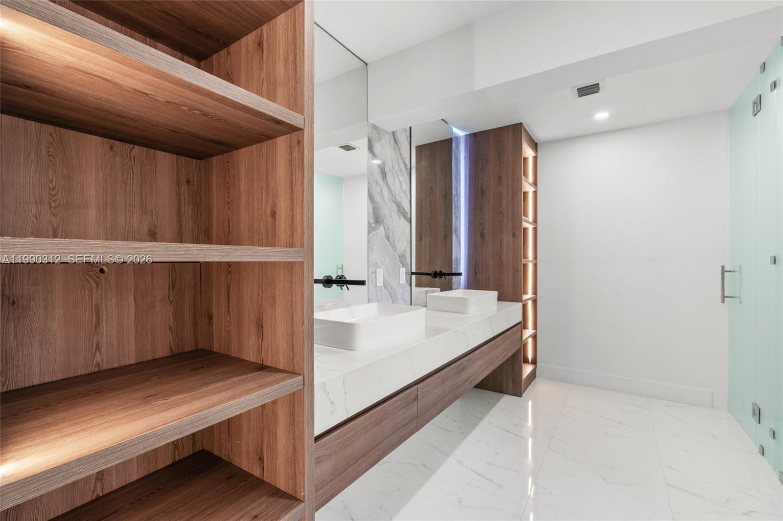 116 W 1st Ct, Miami Beach FL 33139
