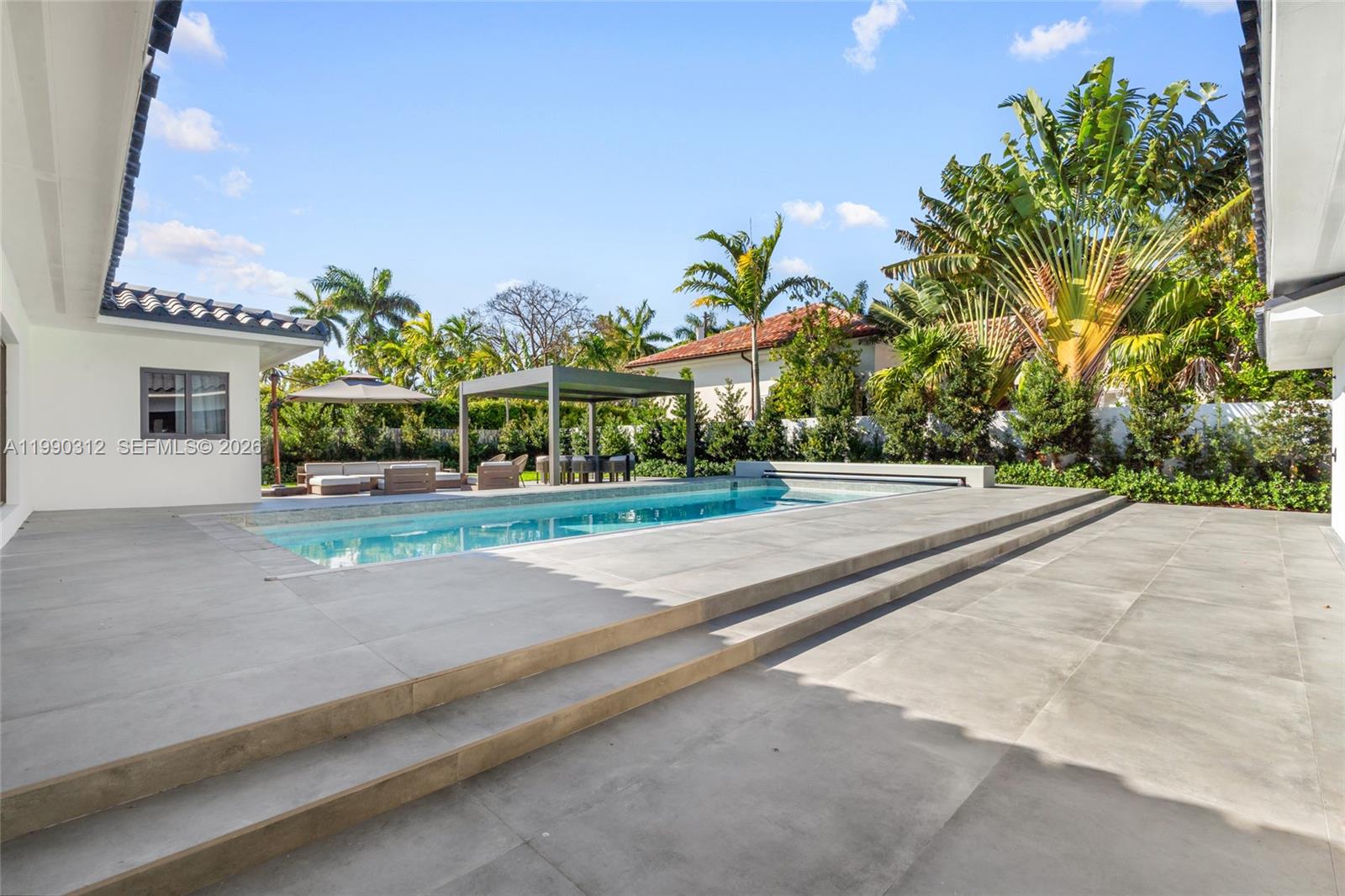 116 W 1st Ct, Miami Beach FL 33139