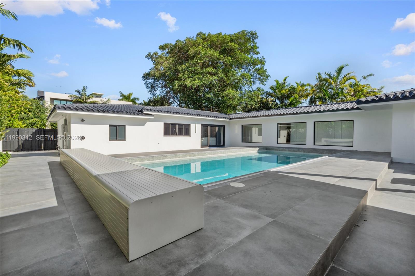116 W 1st Ct, Miami Beach FL 33139