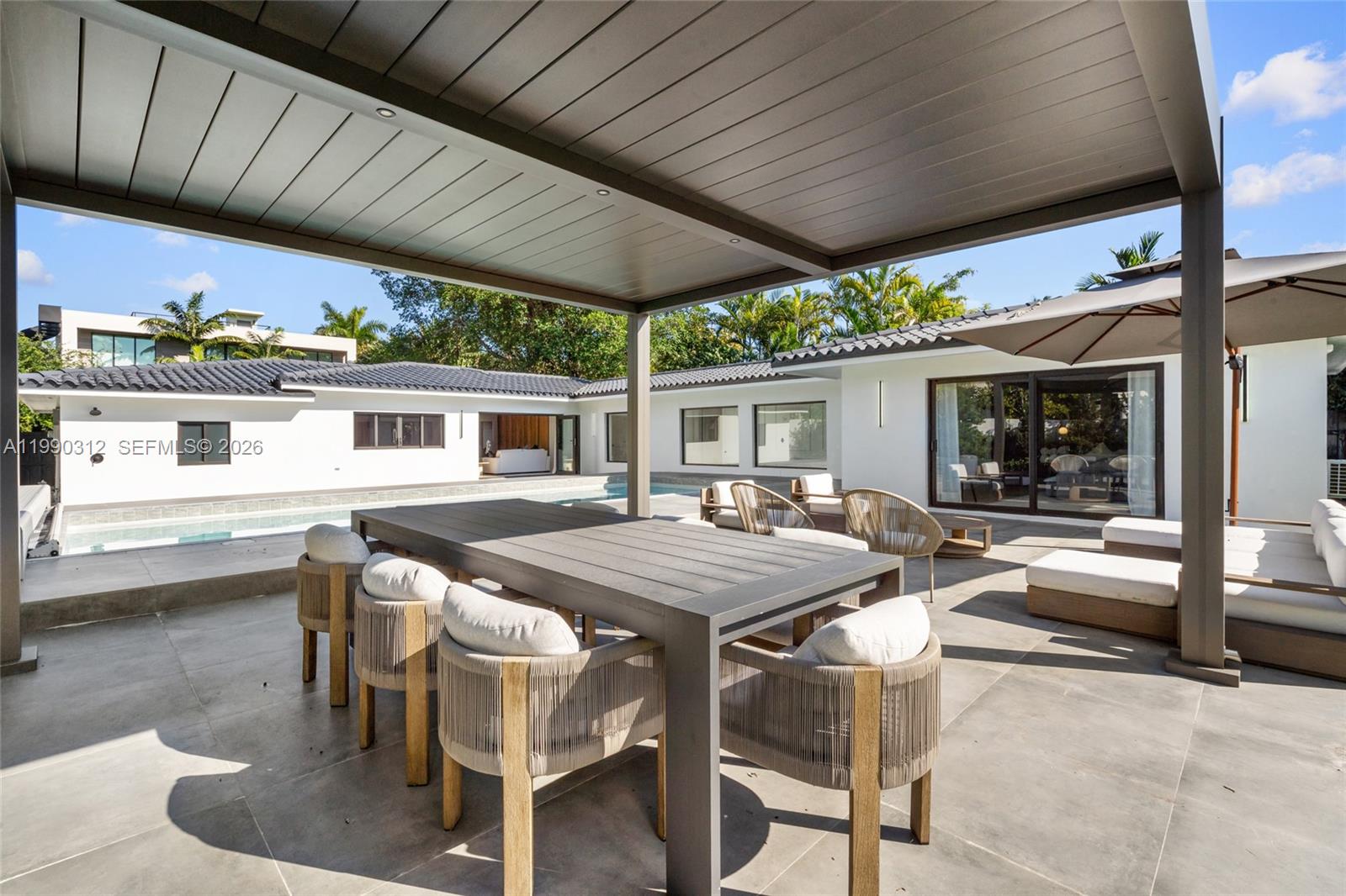 116 W 1st Ct, Miami Beach FL 33139