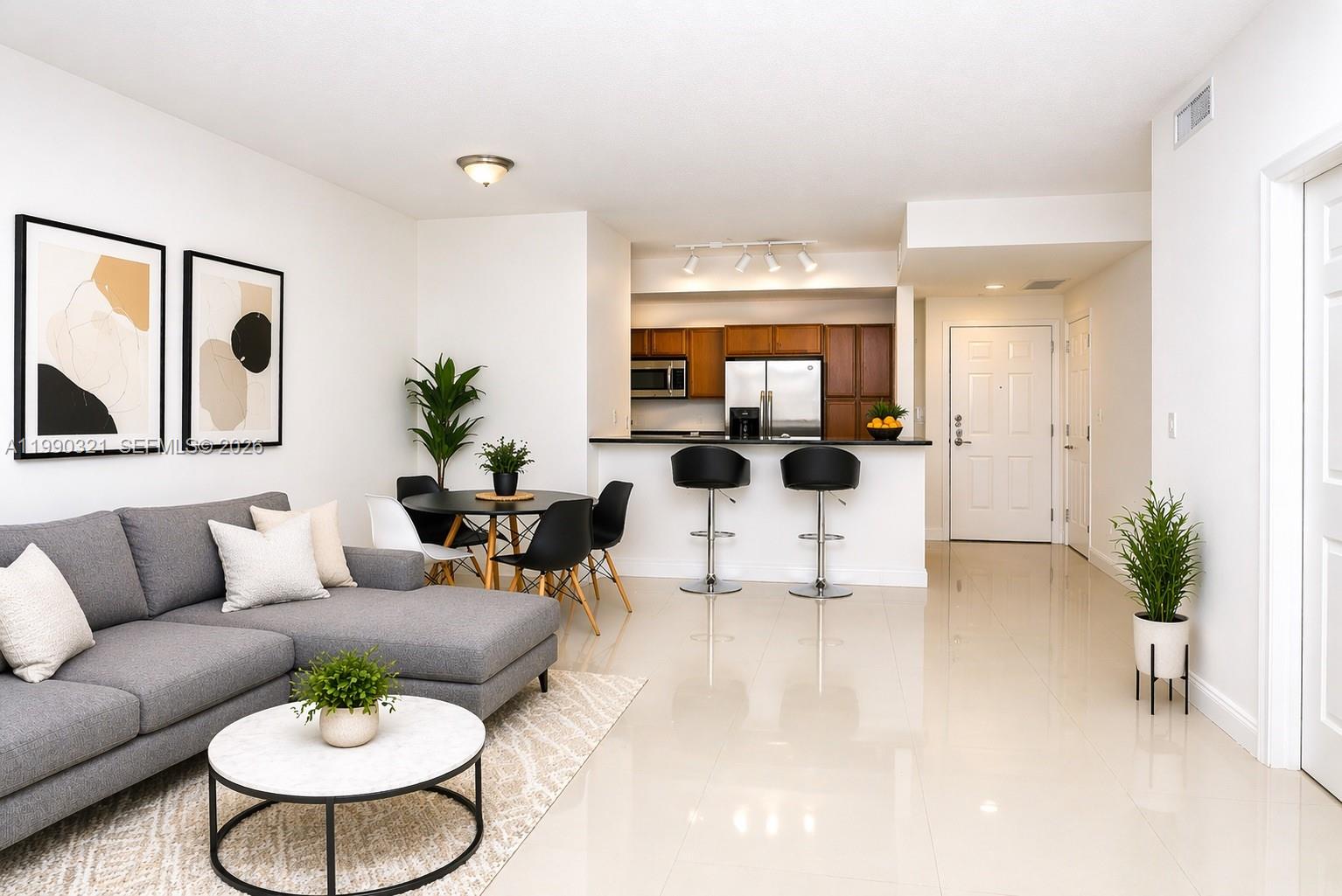 3232 Coral #605, Miami FL 33145