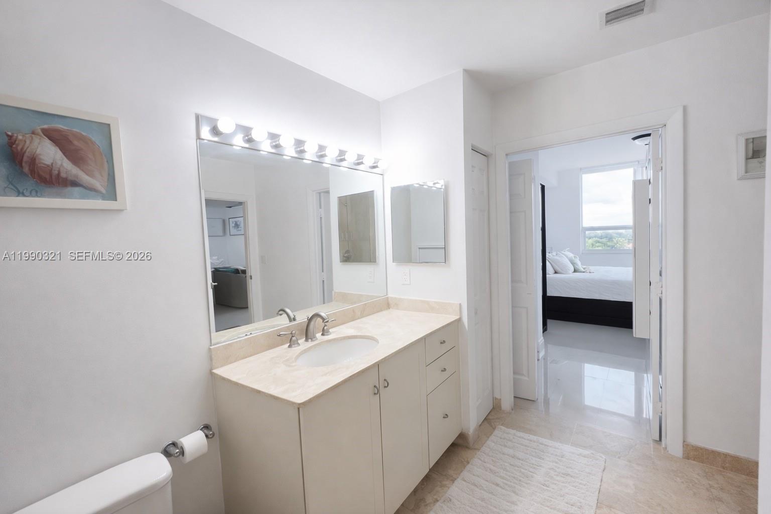 3232 Coral #605, Miami FL 33145