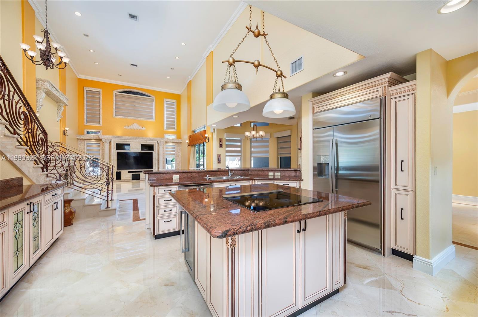 588 Miller Dr, Miami Springs FL 33166