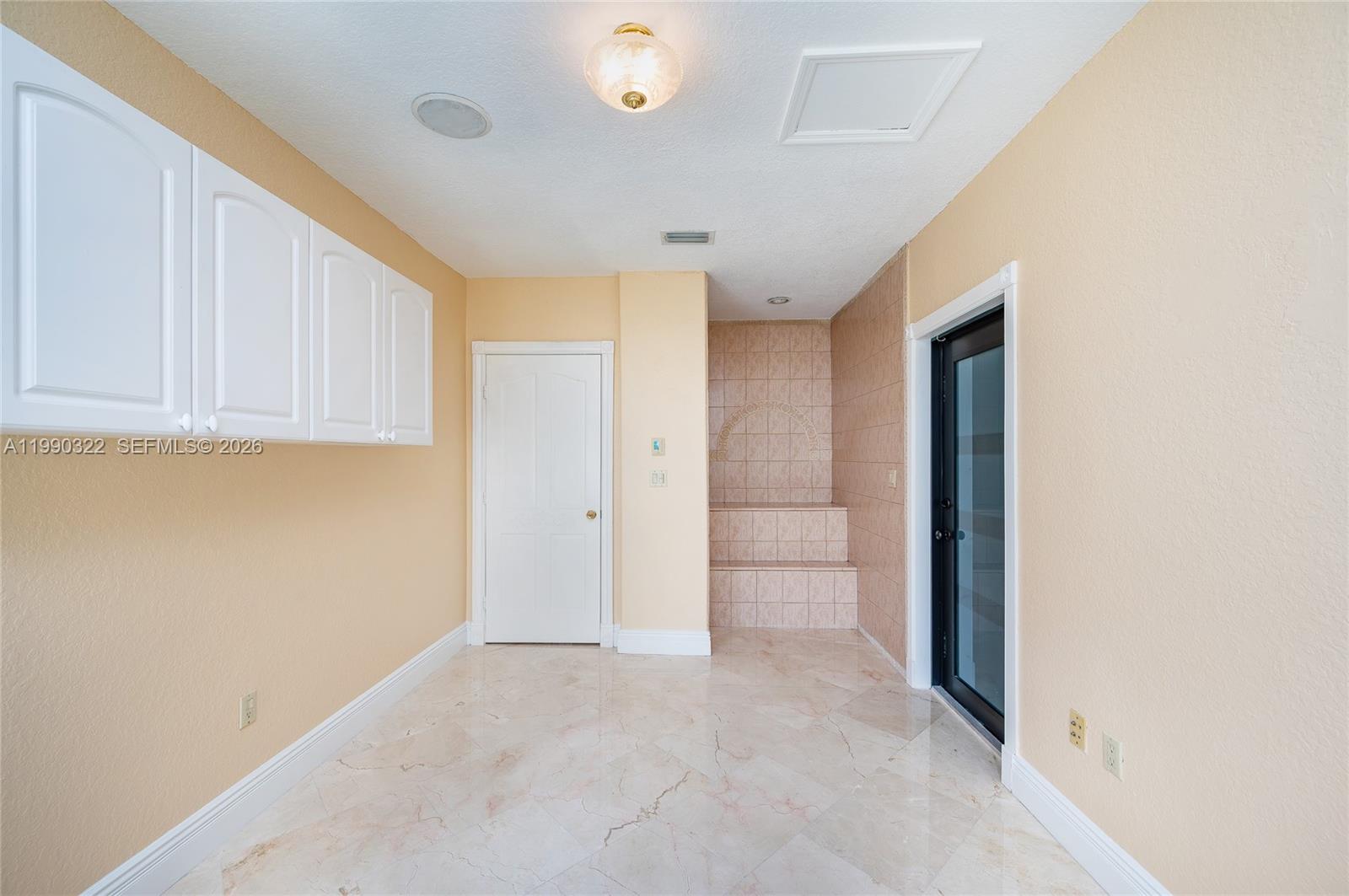 588 Miller Dr, Miami Springs FL 33166