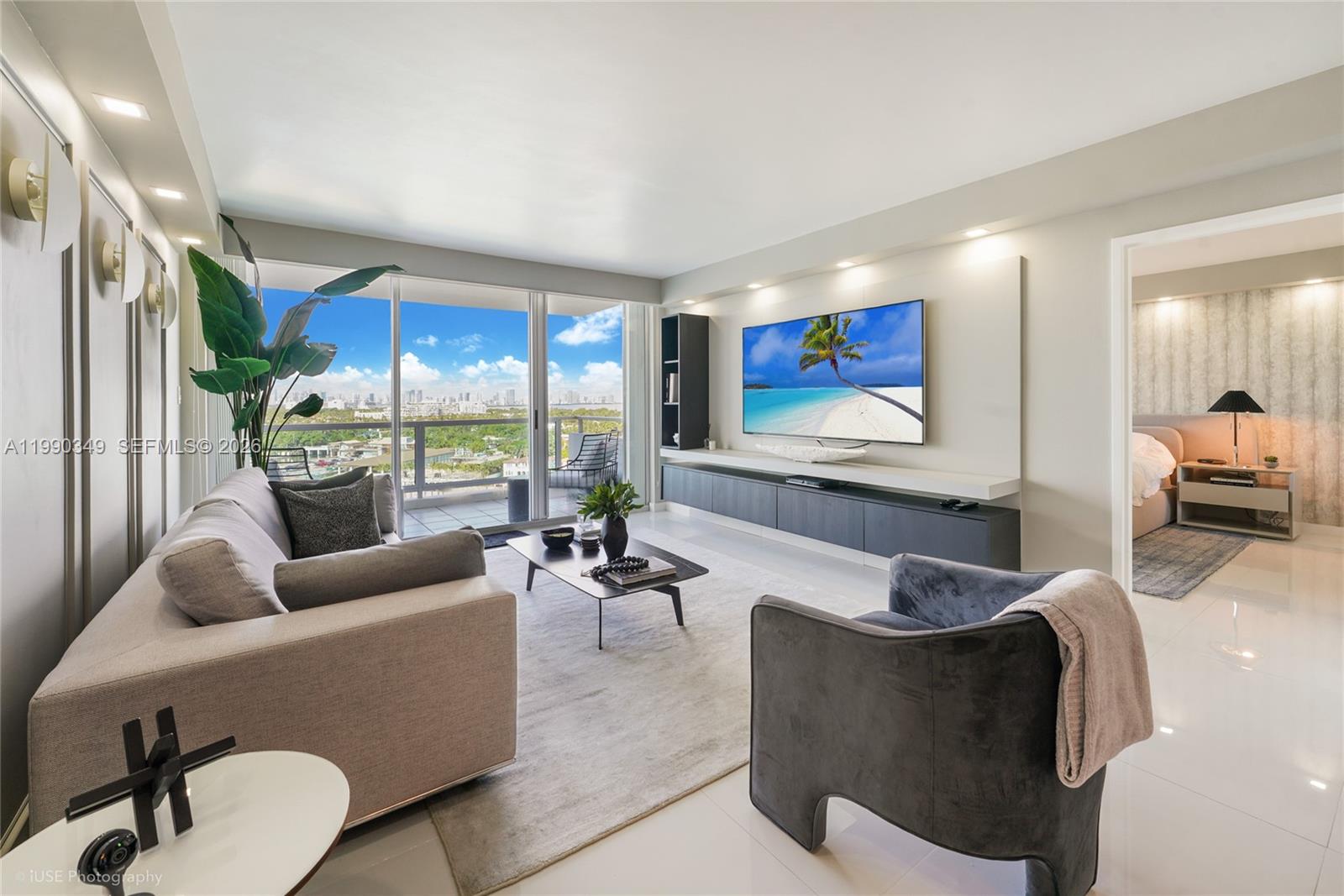 5161 Collins Ave #1508, Miami Beach FL 33140