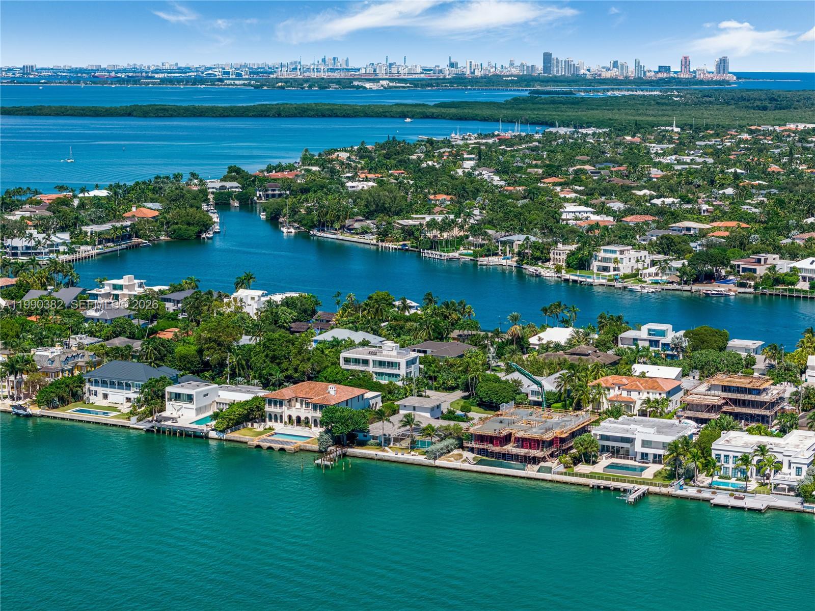 640 S Mashta Dr, Key Biscayne FL 33149