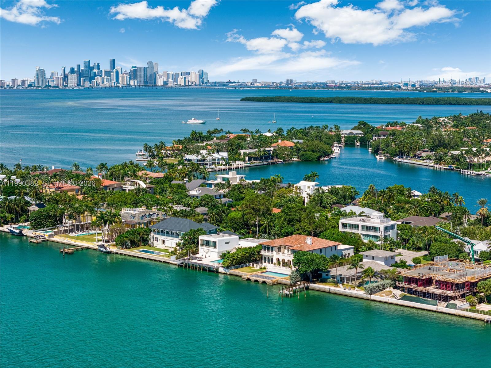 640 S Mashta Dr, Key Biscayne FL 33149