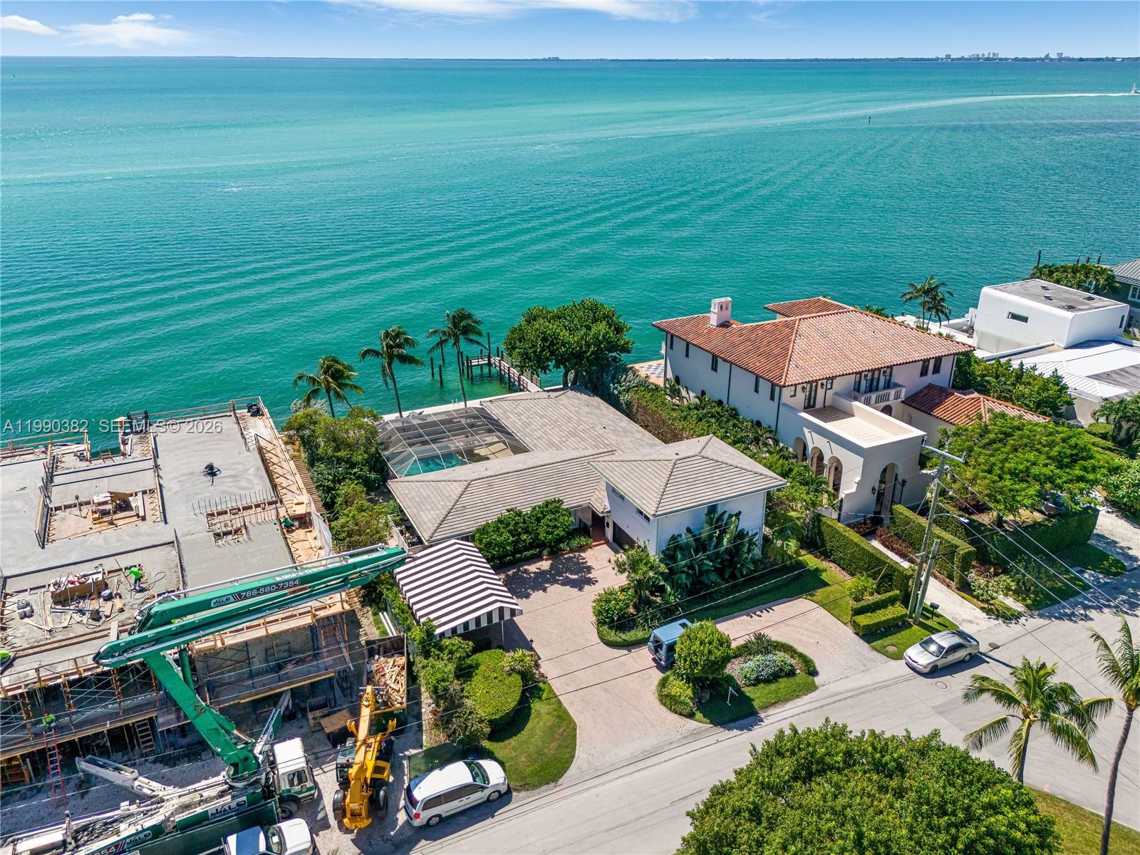 640 S Mashta Dr, Key Biscayne FL 33149