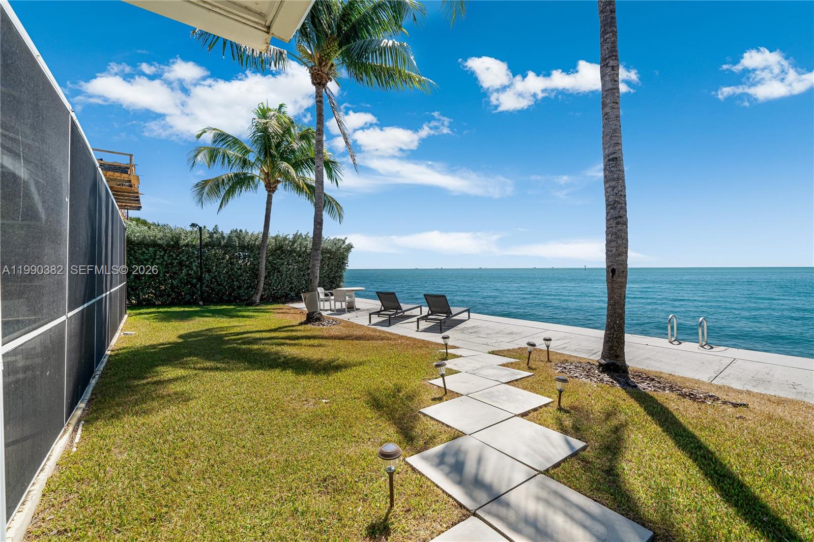 640 S Mashta Dr, Key Biscayne FL 33149