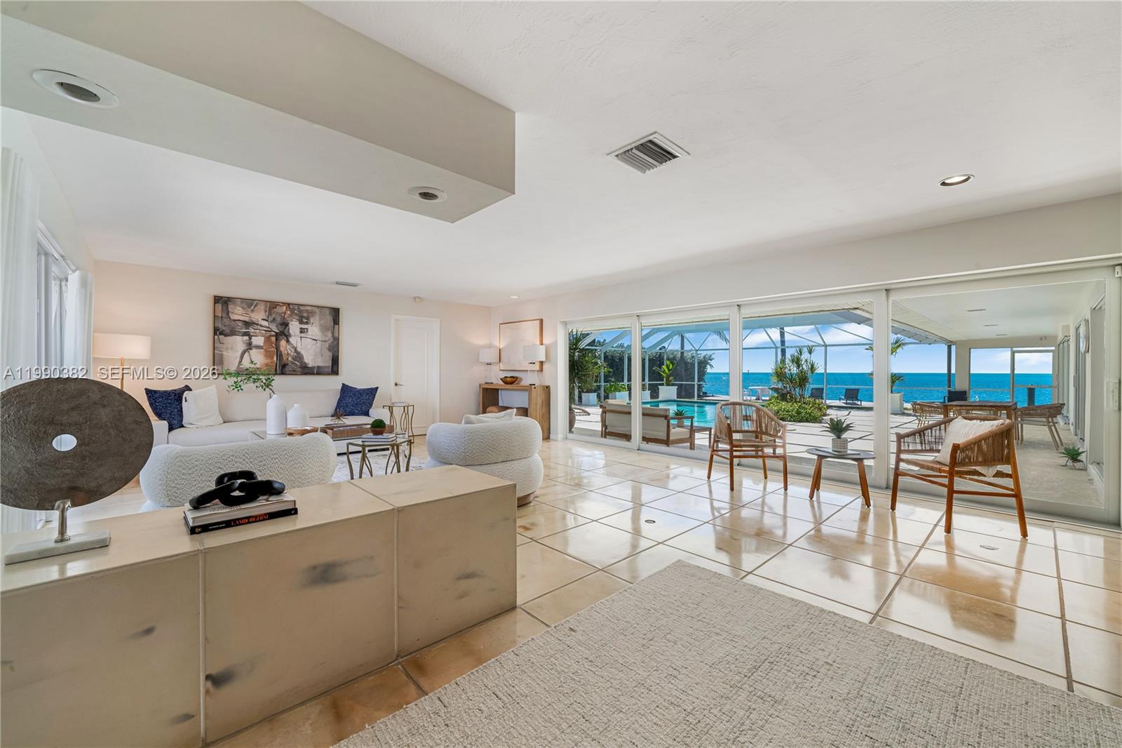 640 S Mashta Dr, Key Biscayne FL 33149