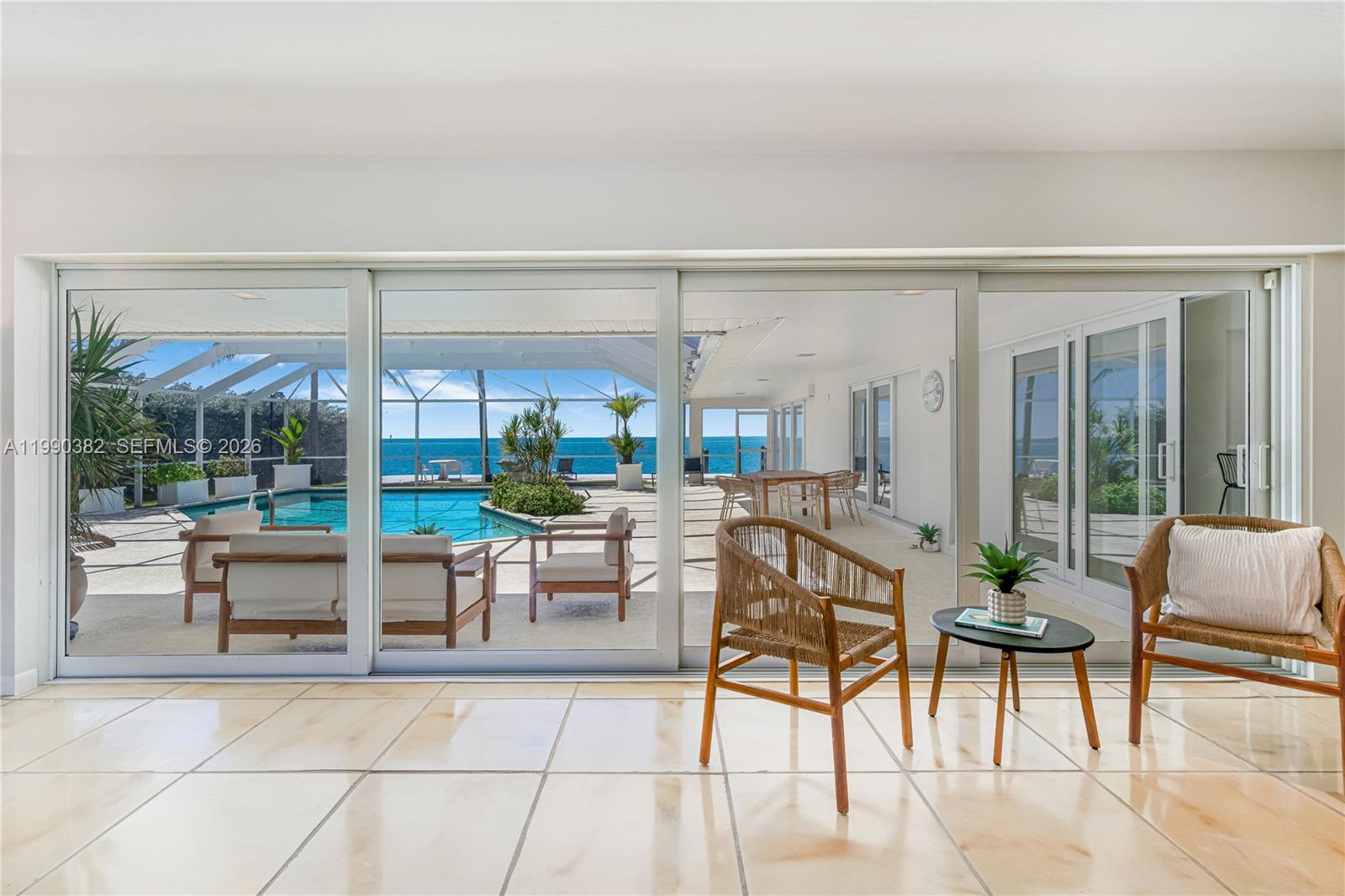 640 S Mashta Dr, Key Biscayne FL 33149